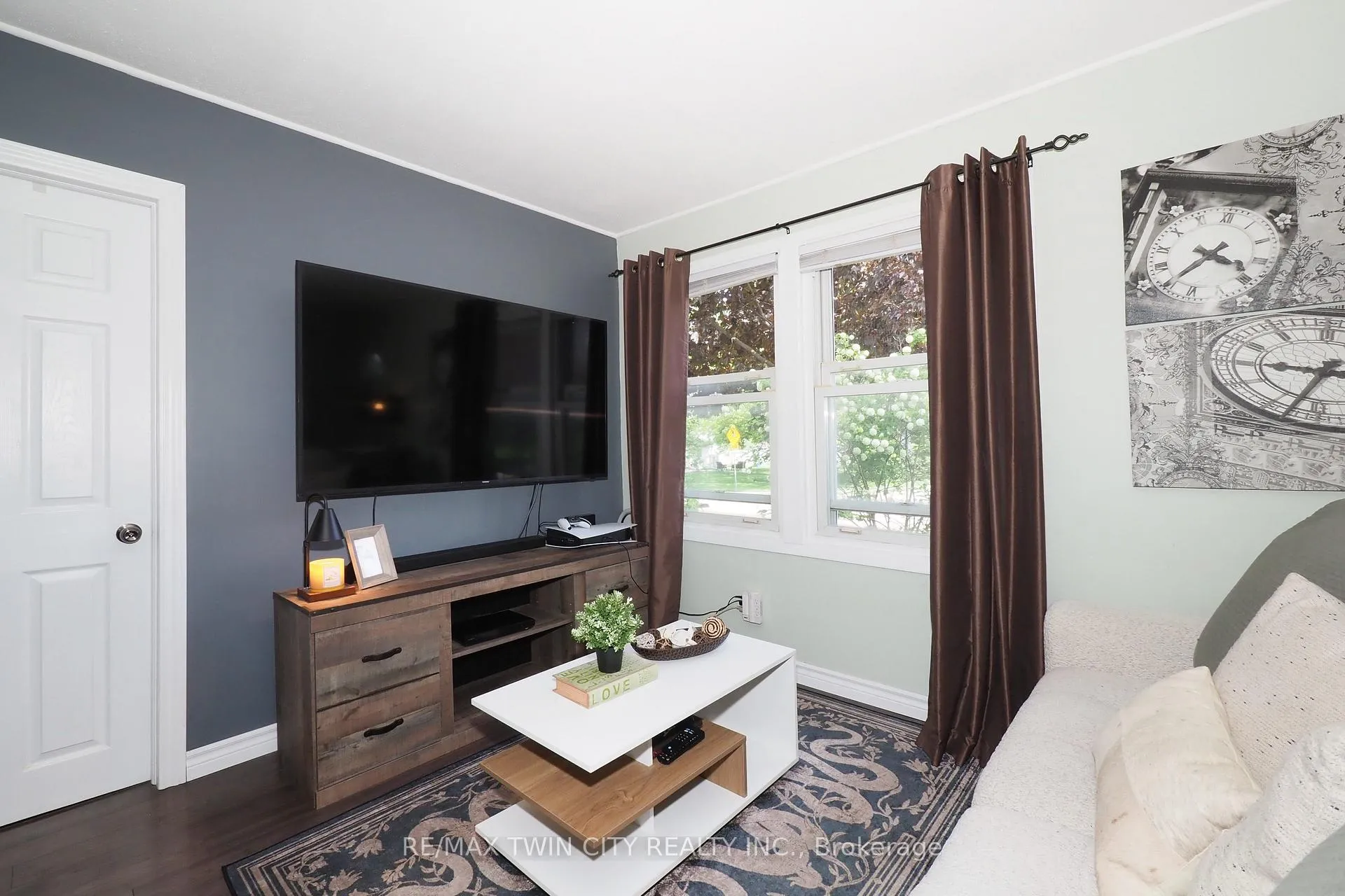 Photo 8 of 1 Forbes Street, Cambridge, Hespeler Village — HOMEH