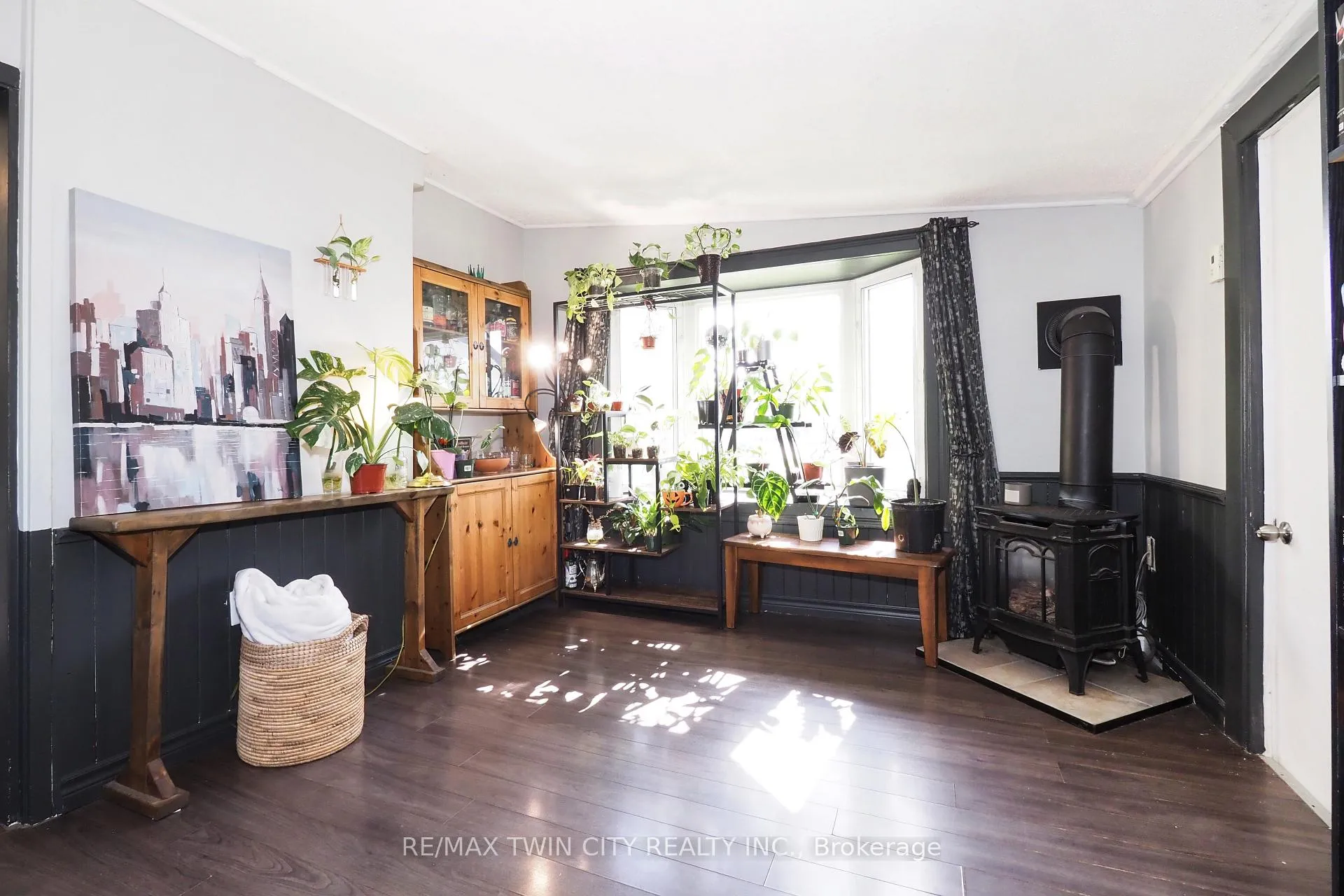 Photo 18 of 1 Forbes Street, Cambridge, Hespeler Village — HOMEH