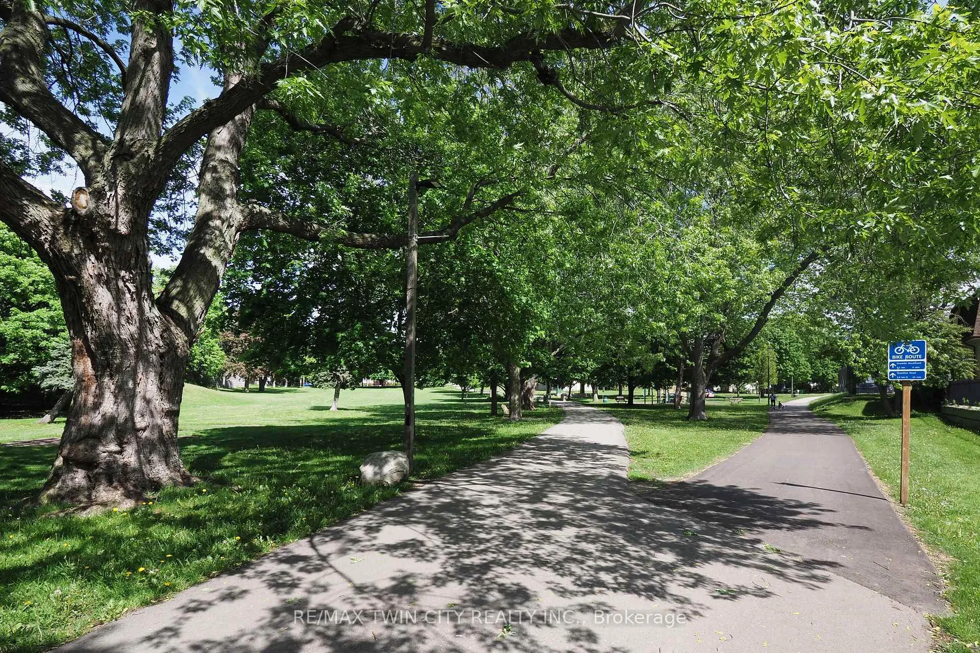 Photo 39 of 1 Forbes Street, Cambridge, Hespeler Village — HOMEH