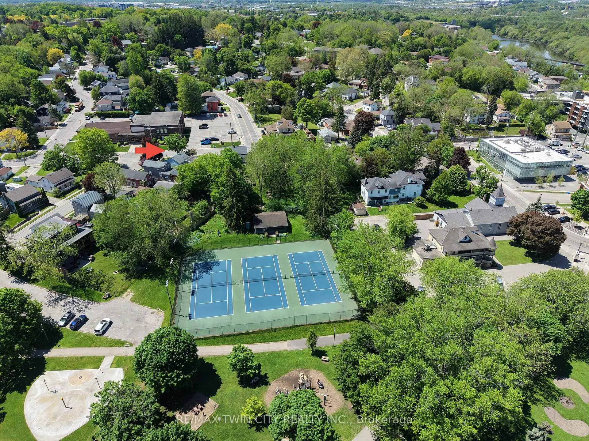 Photo 47 of 1 Forbes Street, Cambridge, Hespeler Village — HOMEH