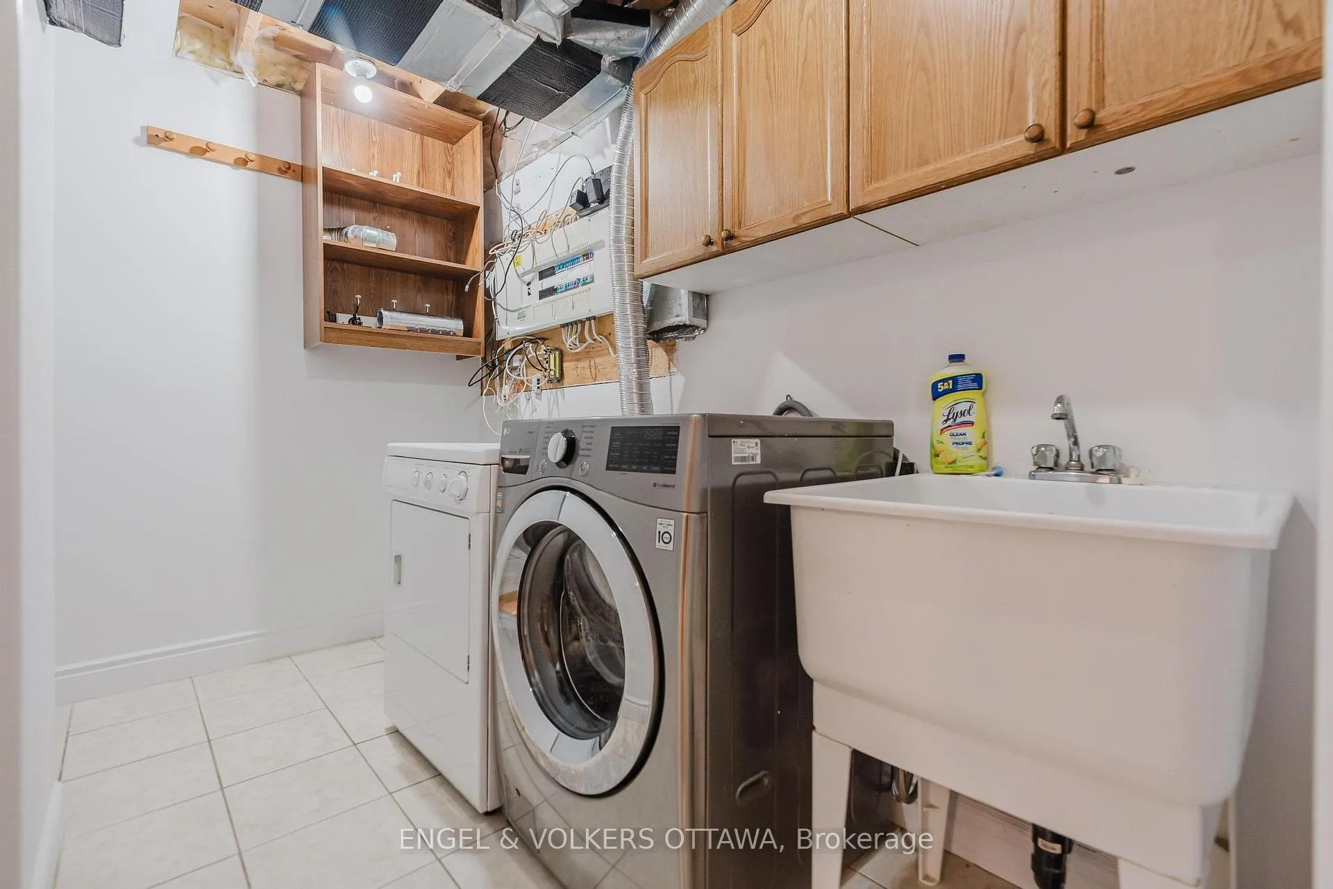 Photo 36 of Unit B, 1649 Rosebella Avenue, Ottawa, Sawmill Creek/Timbermill — HOMEH