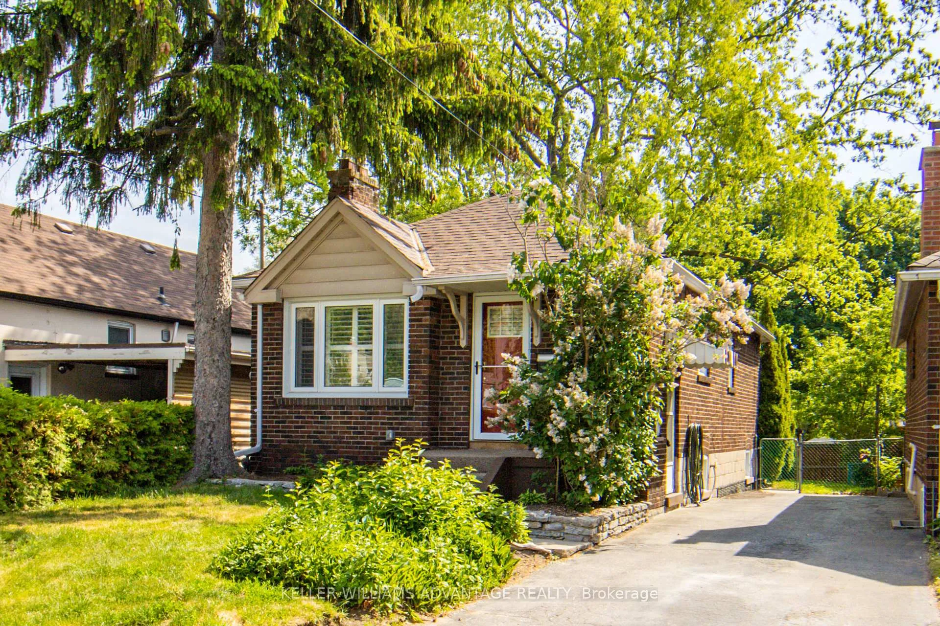 Photo 1 of 57 Red Deer Avenue, Scarborough, Birchcliffe-Cliffside — HOMEH