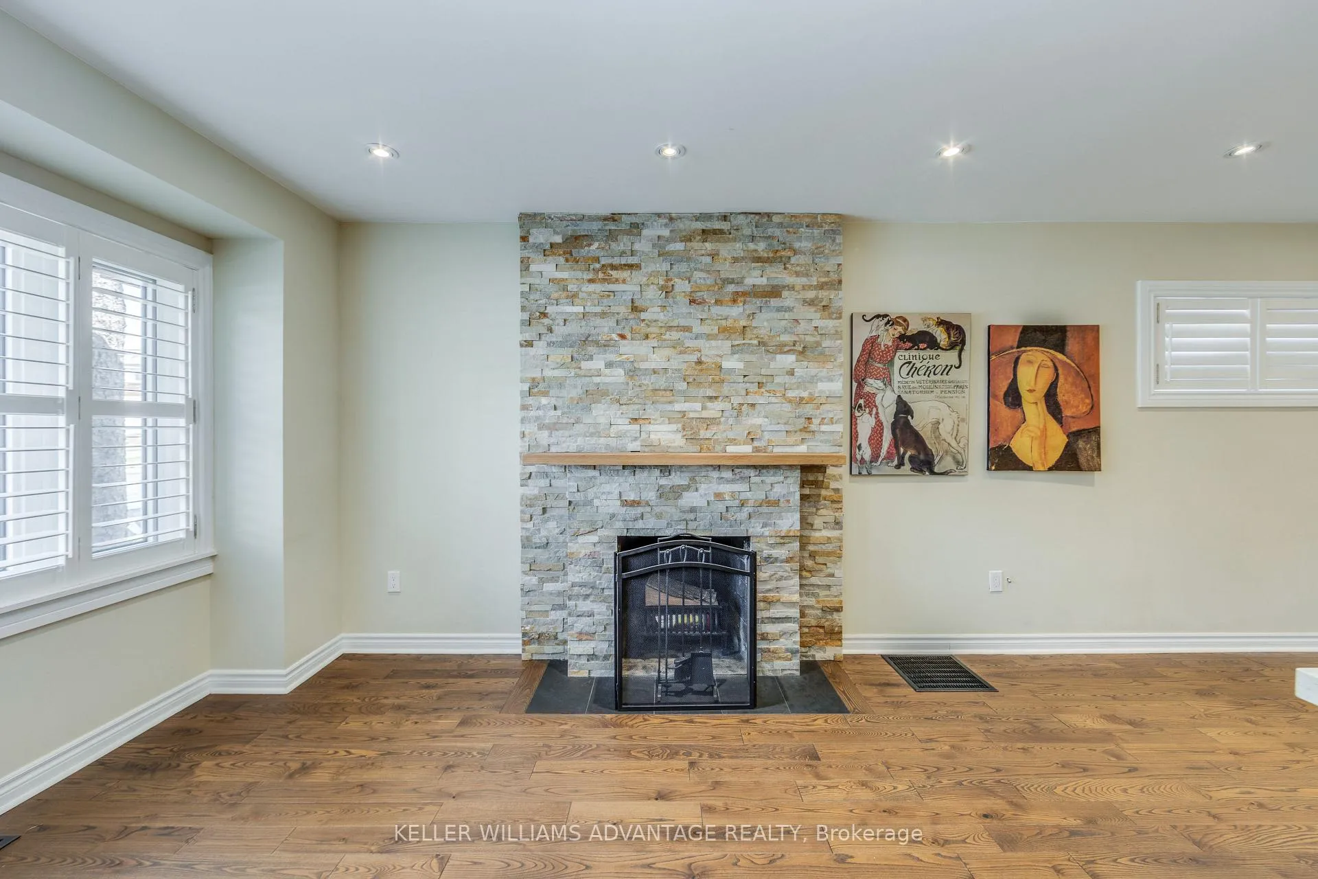 Photo 4 of 57 Red Deer Avenue, Scarborough, Birchcliffe-Cliffside — HOMEH