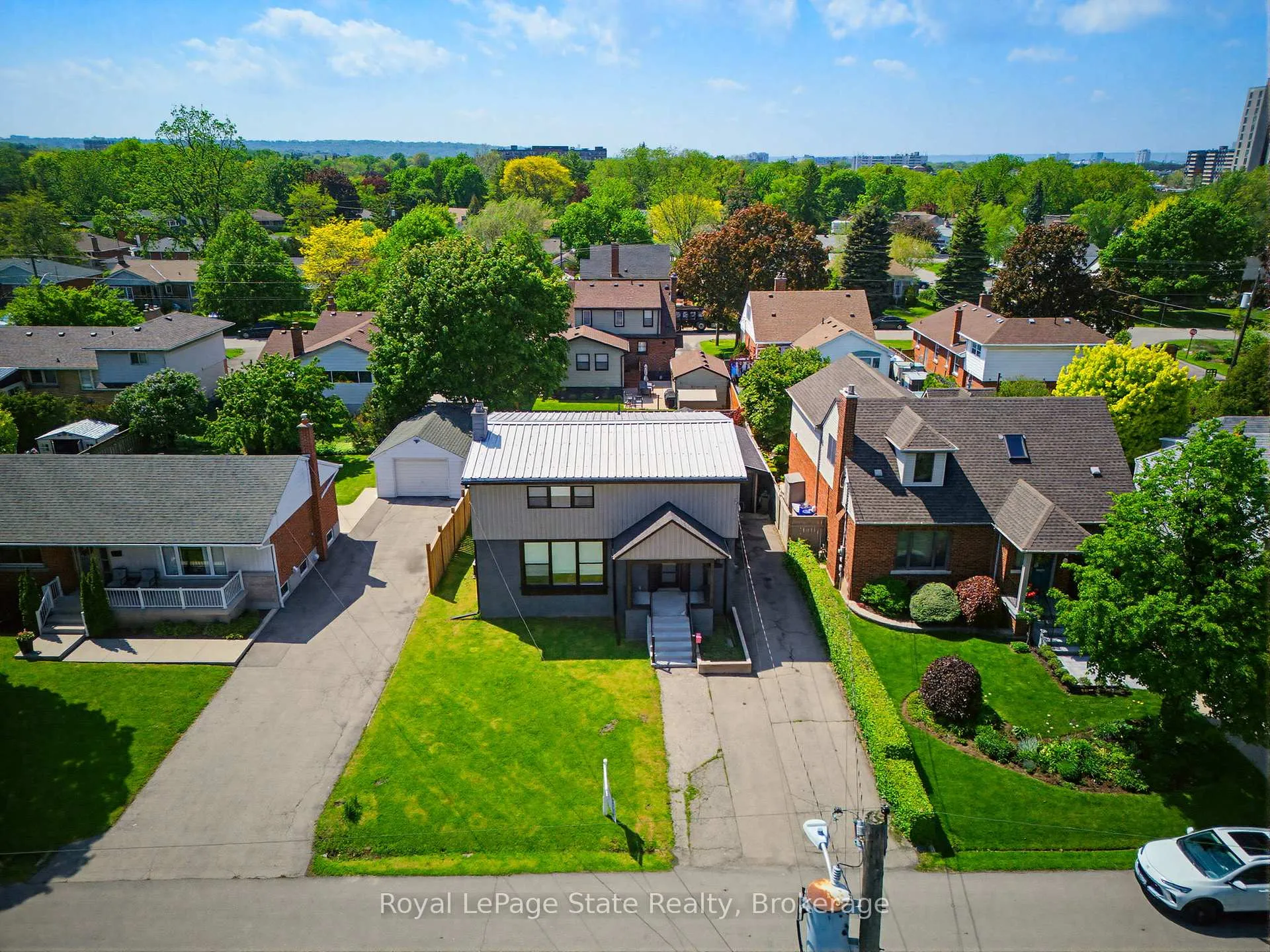 Photo 1 of 91 First Street N, Hamilton, Stoney Creek — HOMEH