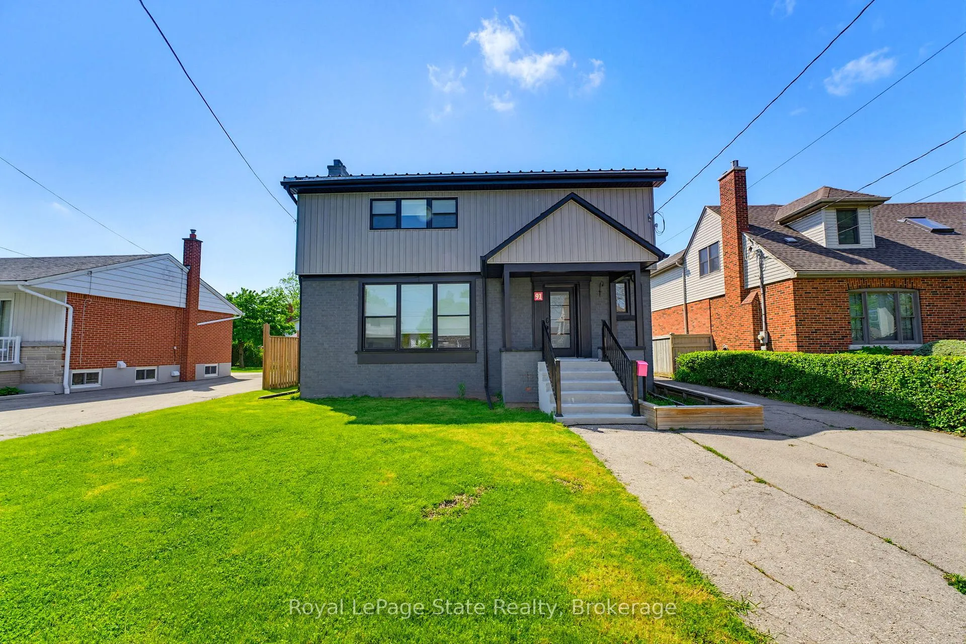 Photo 8 of 91 First Street N, Hamilton, Stoney Creek — HOMEH