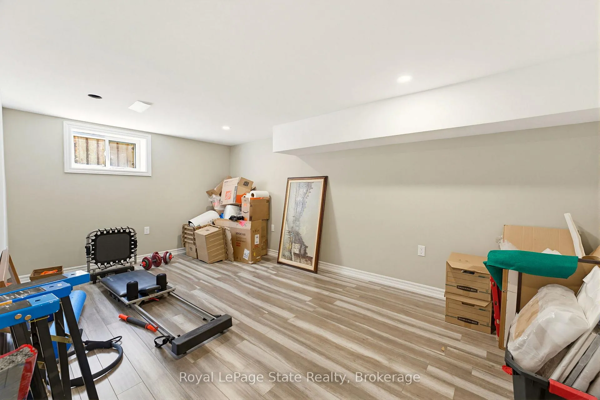 Photo 30 of 91 First Street N, Hamilton, Stoney Creek — HOMEH