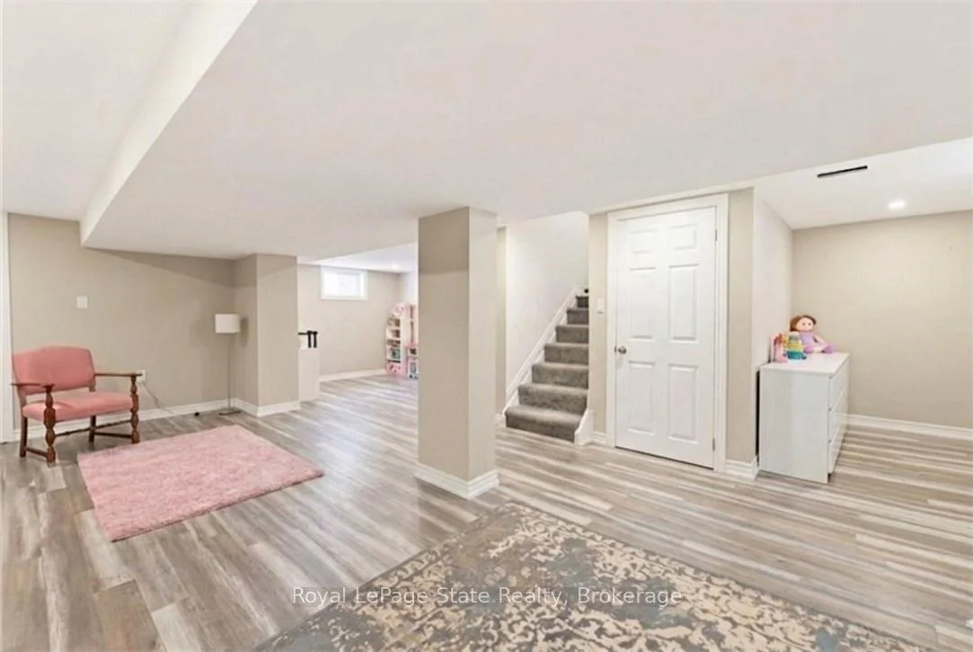 Photo 45 of 91 First Street N, Hamilton, Stoney Creek — HOMEH