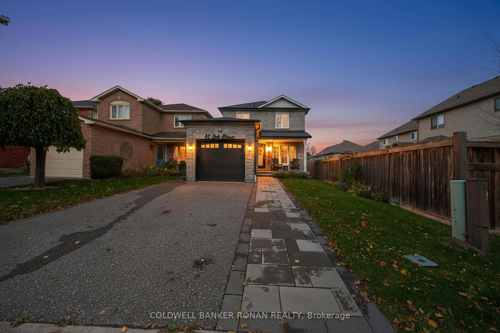 Photo 1 of 82 Oak Street, New Tecumseth, Alliston — HOMEH