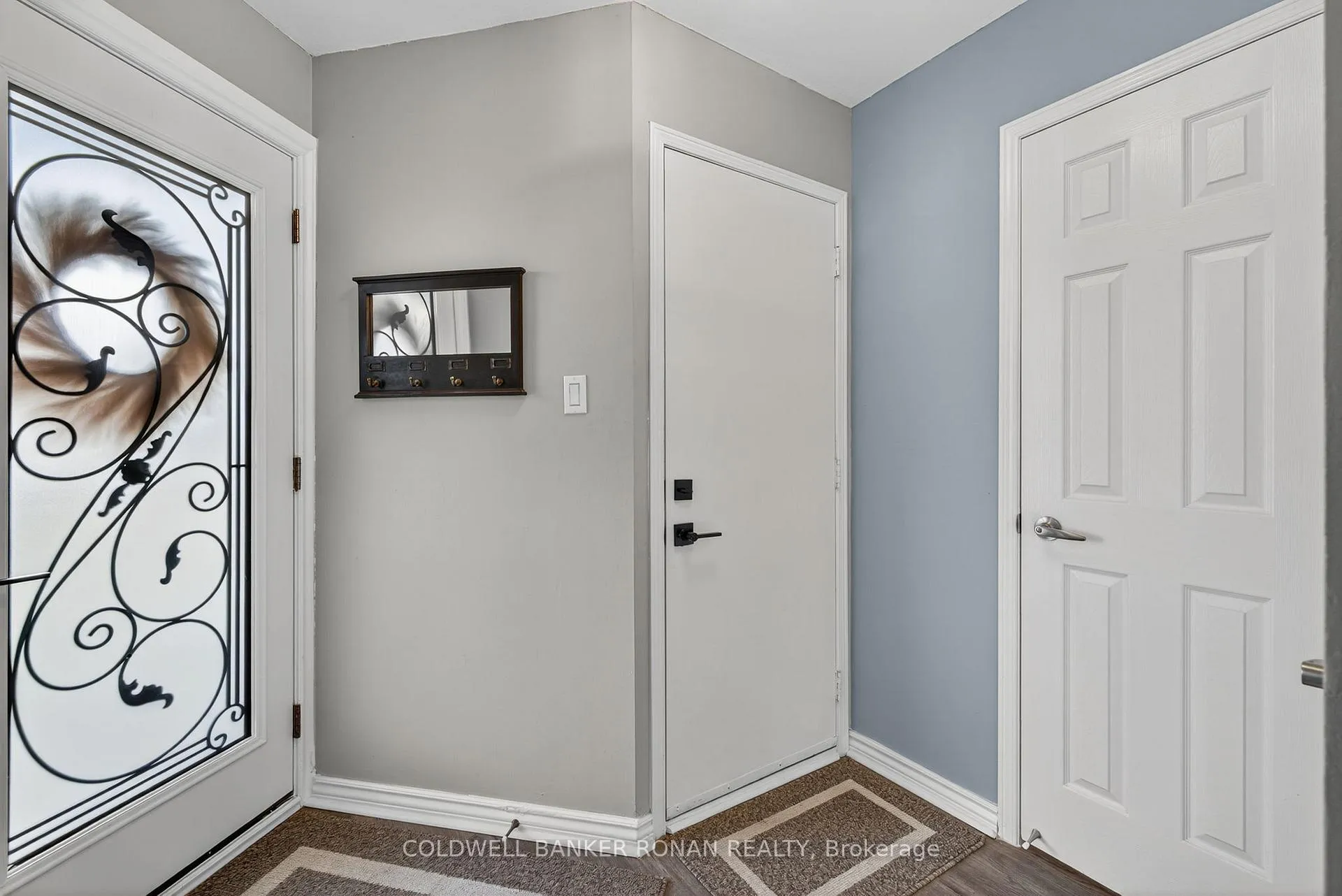 Photo 4 of 82 Oak Street, New Tecumseth, Alliston — HOMEH