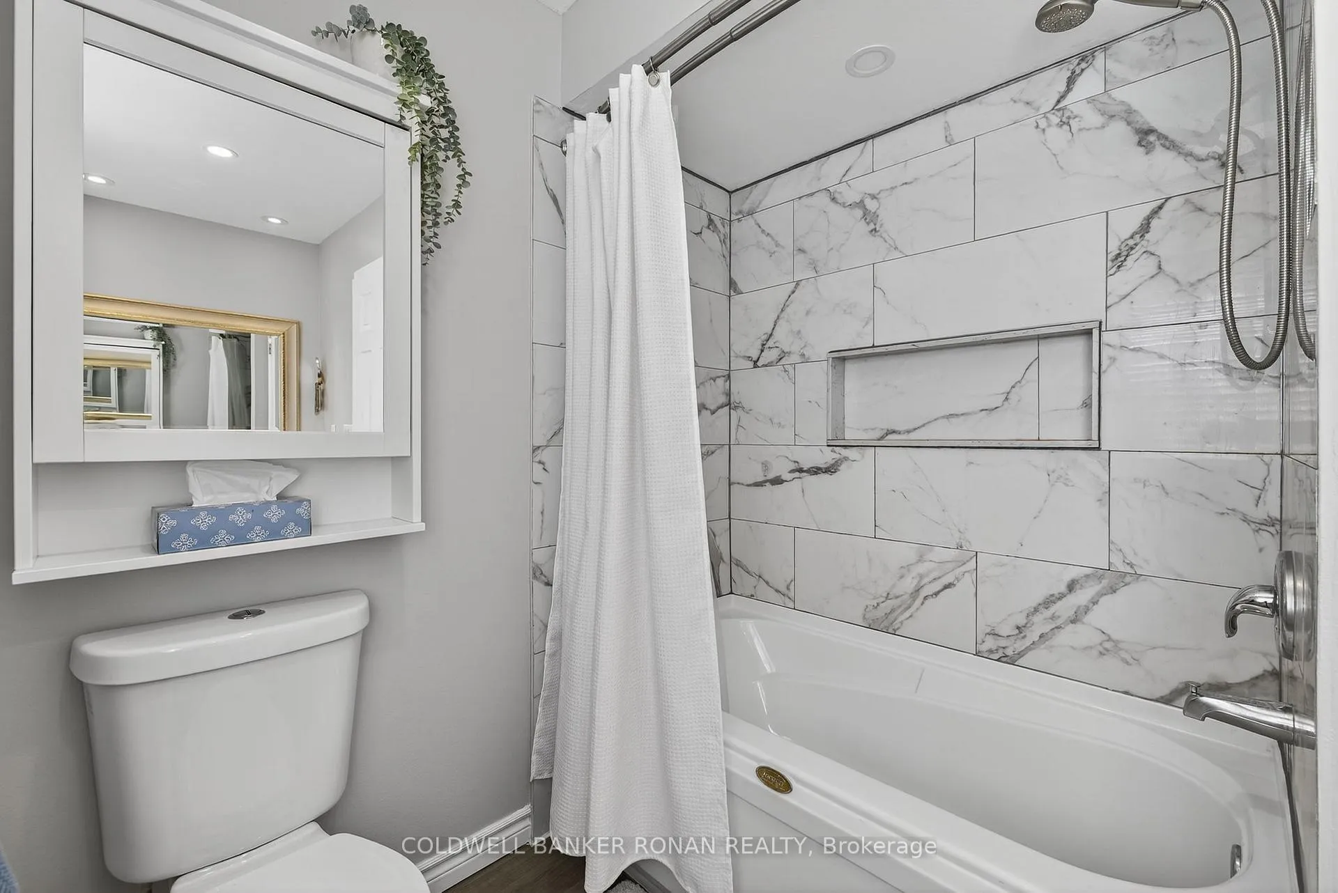 Photo 31 of 82 Oak Street, New Tecumseth, Alliston — HOMEH