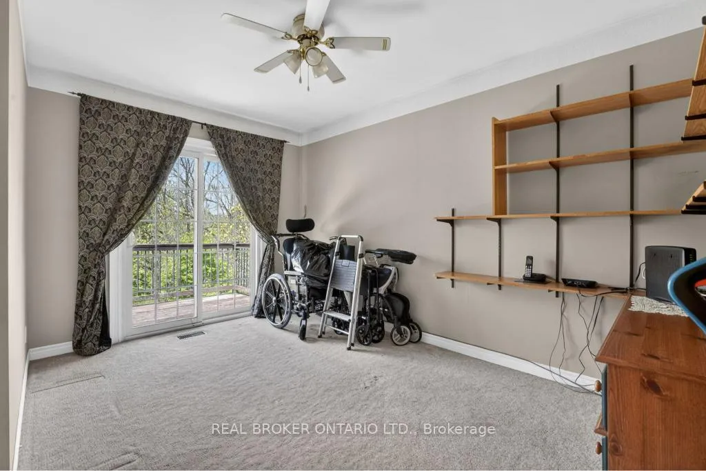 Photo 13 of 55 Sunrise Crescent, Hamilton, Dundas — HOMEH