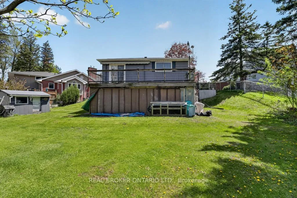 Photo 18 of 55 Sunrise Crescent, Hamilton, Dundas — HOMEH