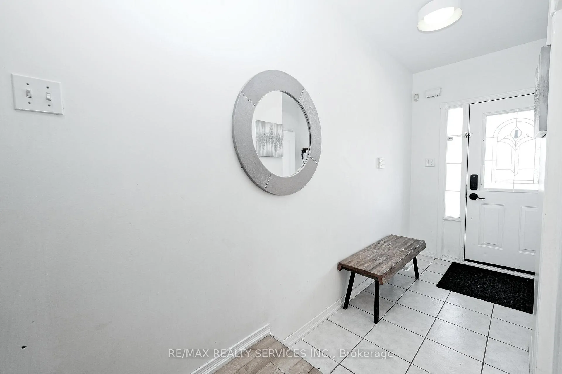 Photo 8 of 77 Monaco Court, Brampton, Fletcher's Meadow — HOMEH