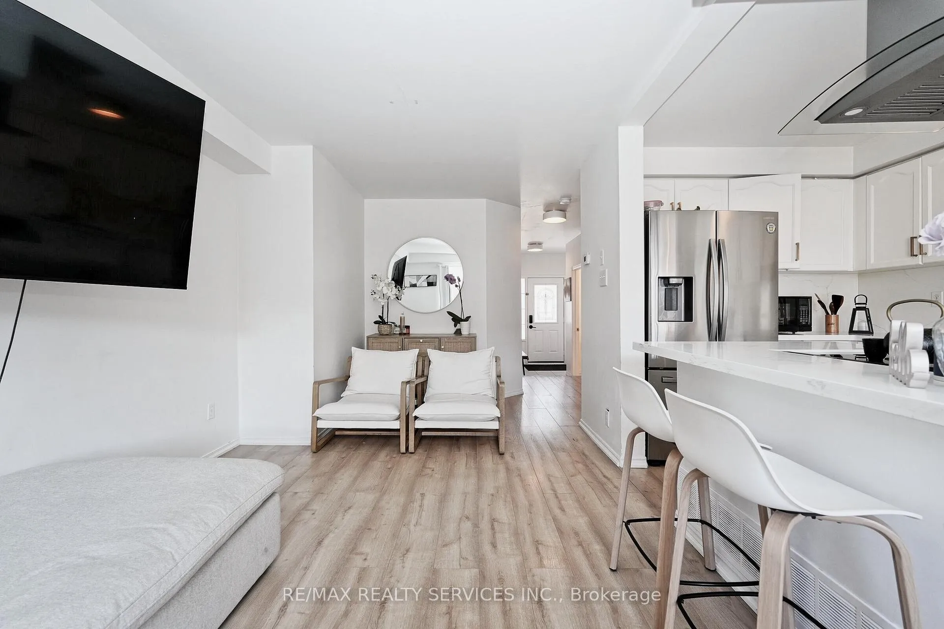 Photo 13 of 77 Monaco Court, Brampton, Fletcher's Meadow — HOMEH