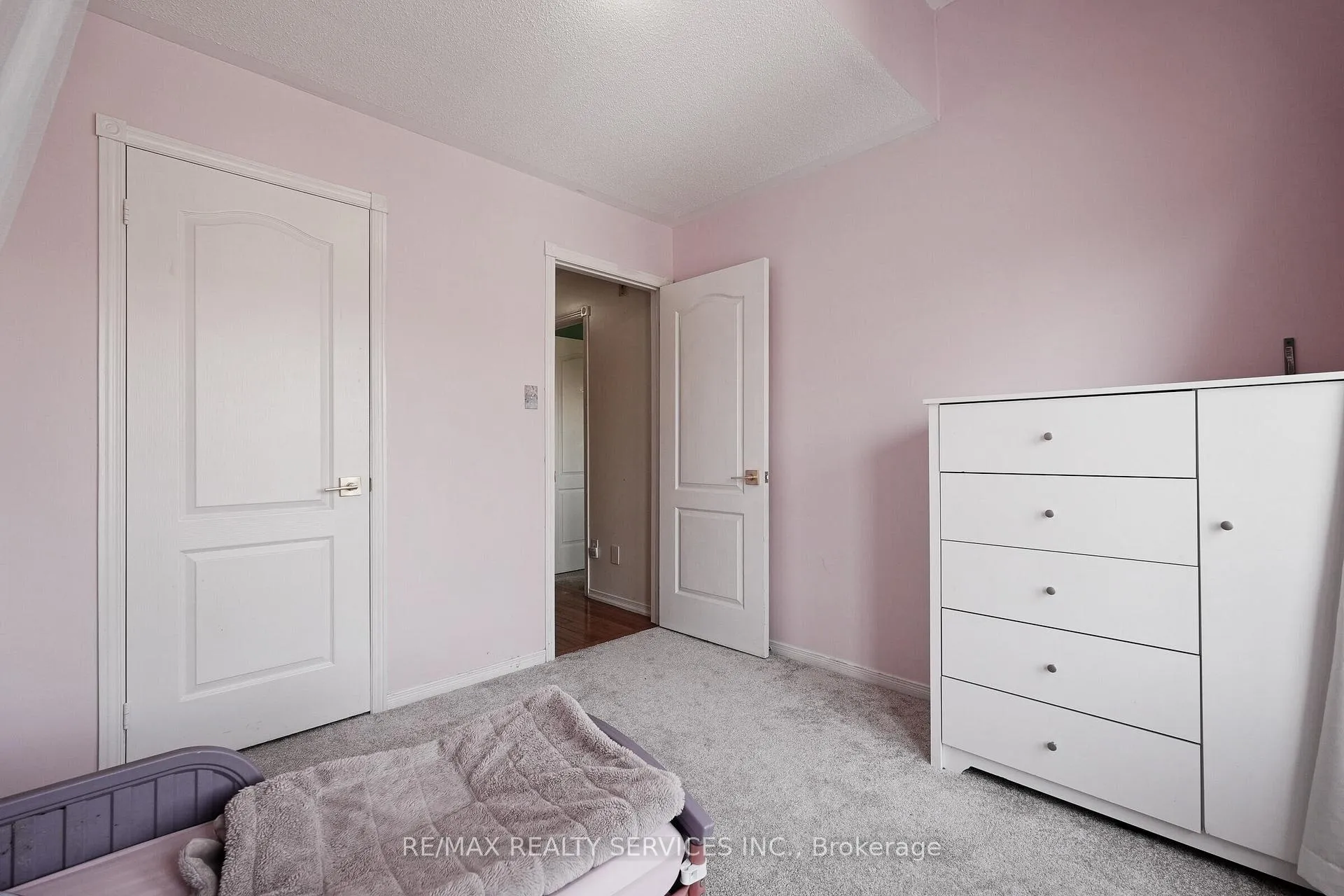 Photo 34 of 77 Monaco Court, Brampton, Fletcher's Meadow — HOMEH