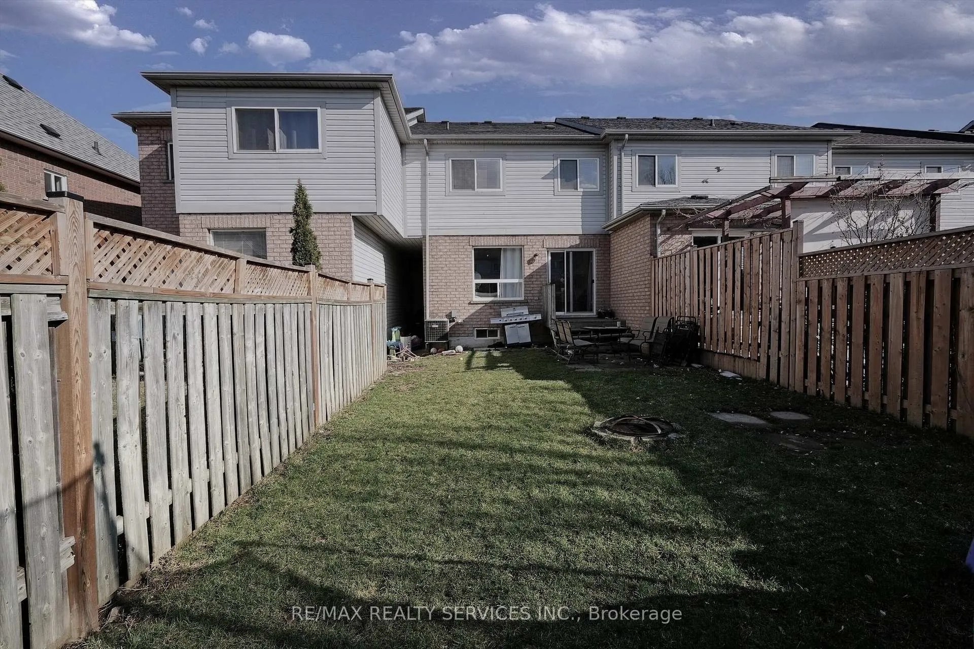 Photo 41 of 77 Monaco Court, Brampton, Fletcher's Meadow — HOMEH