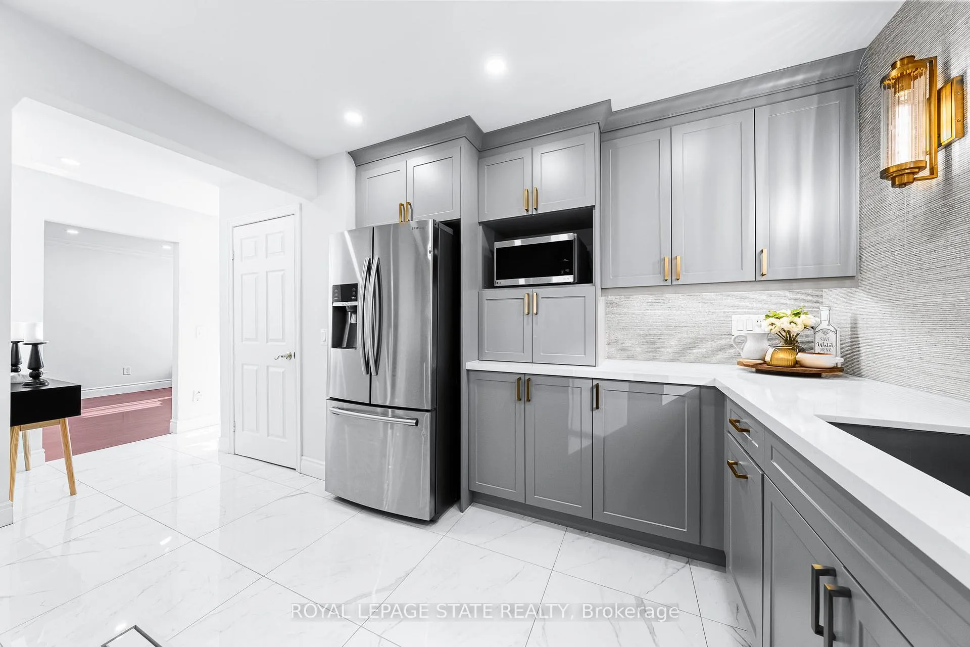 Photo 27 of 46 Novoco Drive, Hamilton, Gurnett — HOMEH