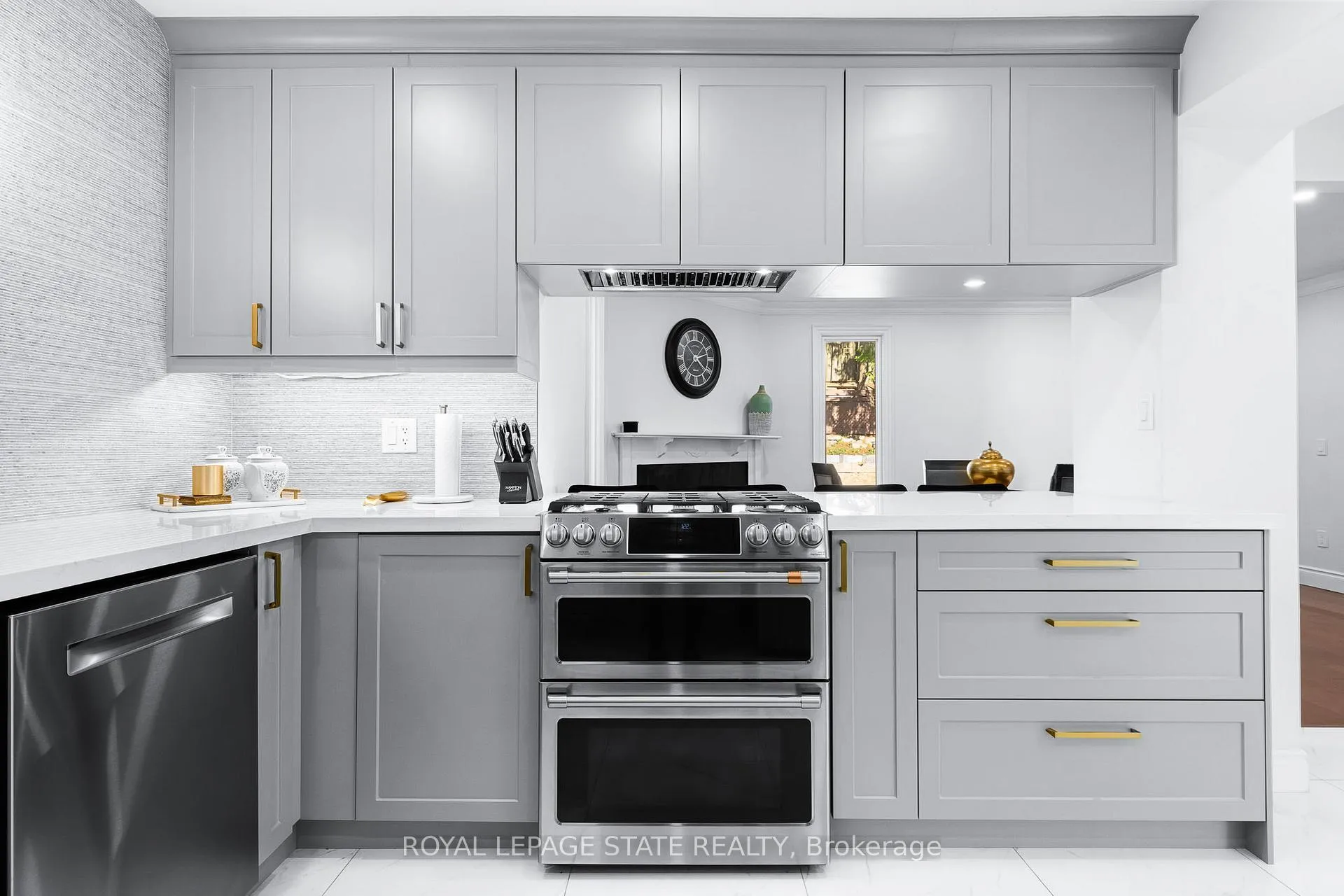Photo 28 of 46 Novoco Drive, Hamilton, Gurnett — HOMEH