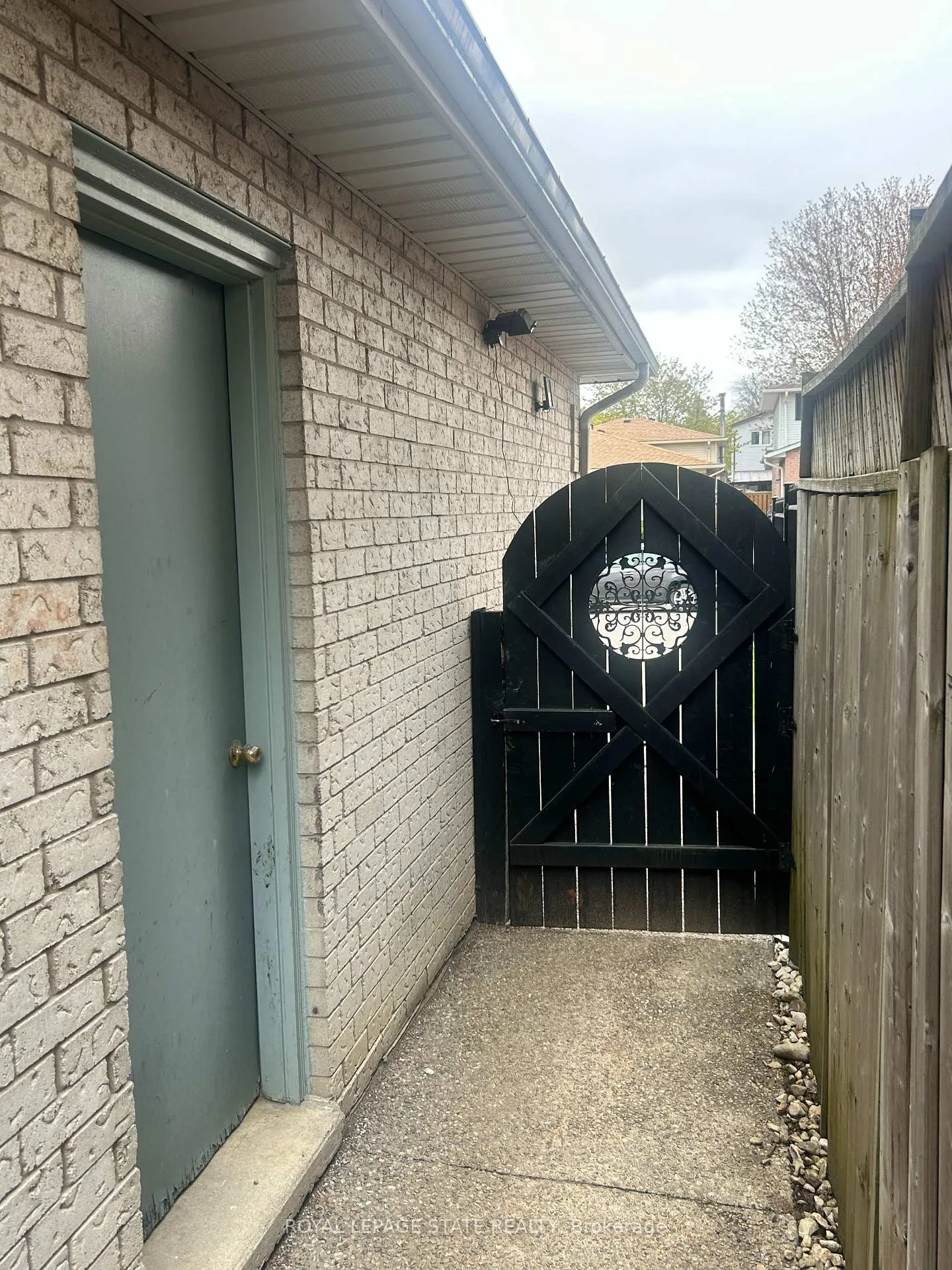 Photo 46 of 46 Novoco Drive, Hamilton, Gurnett — HOMEH