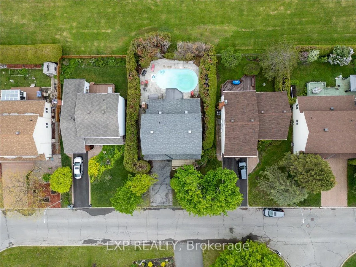 Photo 5 of 6383 Larmond Avenue, Ottawa, Chateauneuf — HOMEH