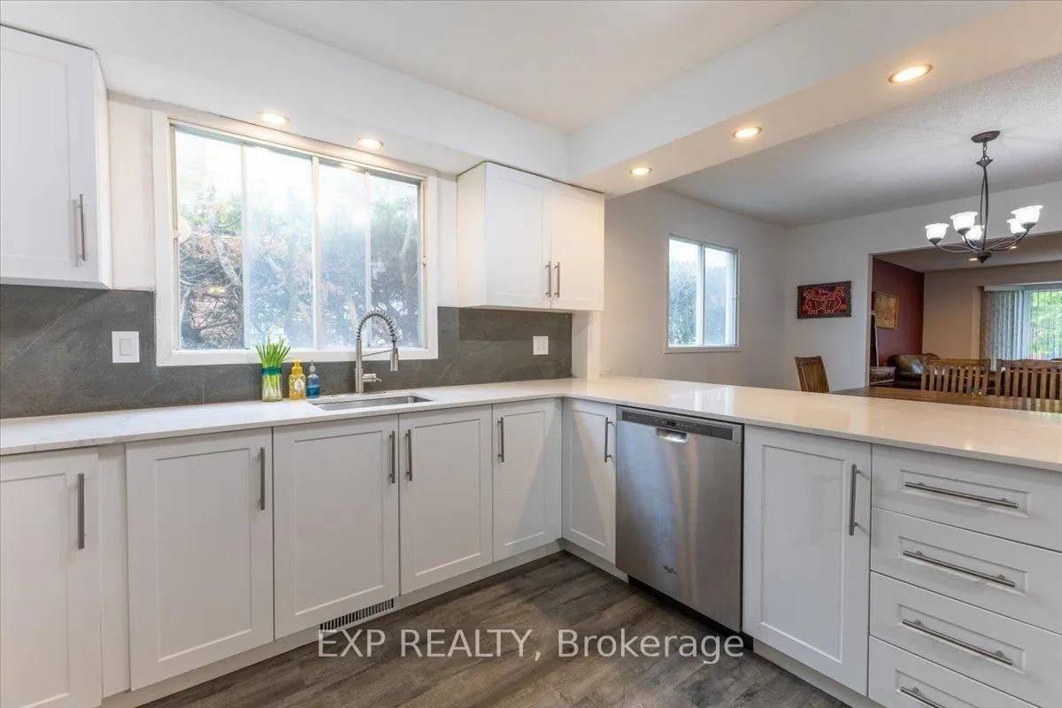 Photo 15 of 6383 Larmond Avenue, Ottawa, Chateauneuf — HOMEH