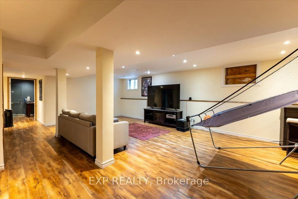 Photo 33 of 6383 Larmond Avenue, Ottawa, Chateauneuf — HOMEH