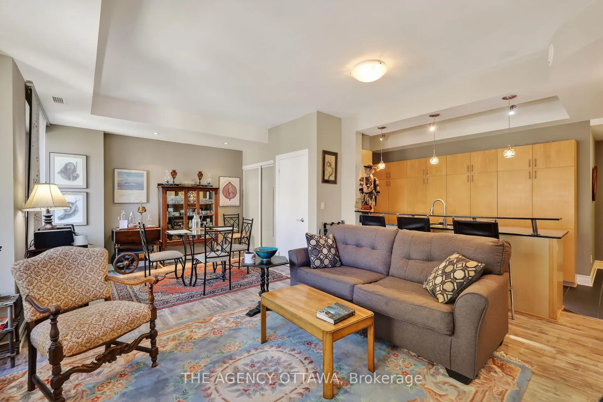 Photo 12 of Unit 905, 85 Bronson Avenue, Ottawa, Ottawa Centre — HOMEH