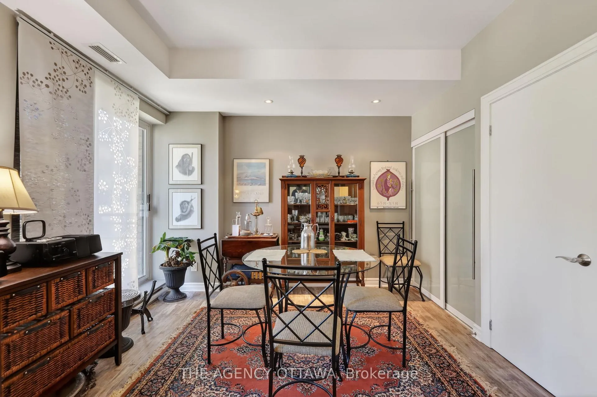 Photo 14 of Unit 905, 85 Bronson Avenue, Ottawa, Ottawa Centre — HOMEH