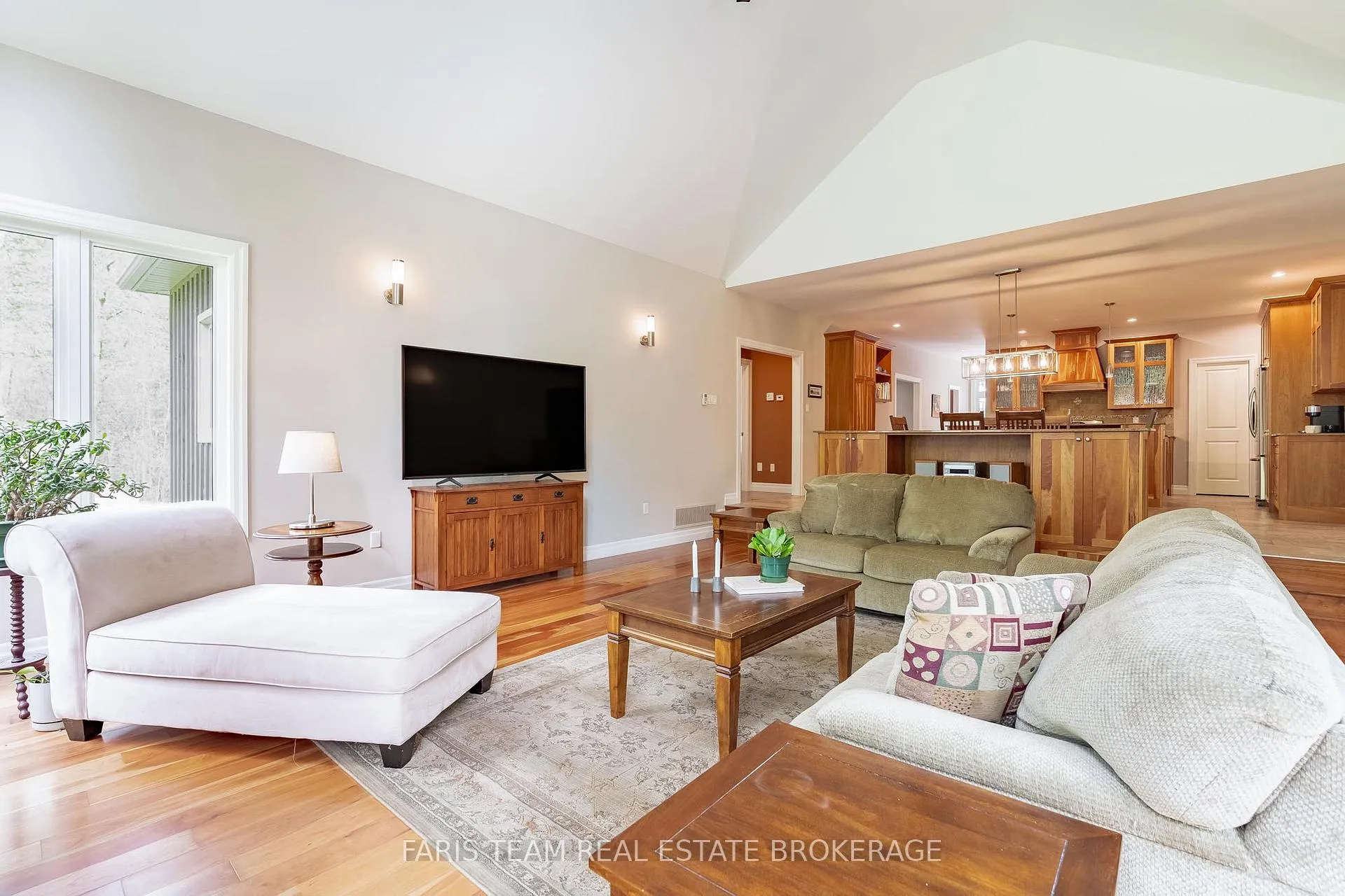 Photo 13 of 470 Baseline Road S, Tiny, Rural Tiny — HOMEH