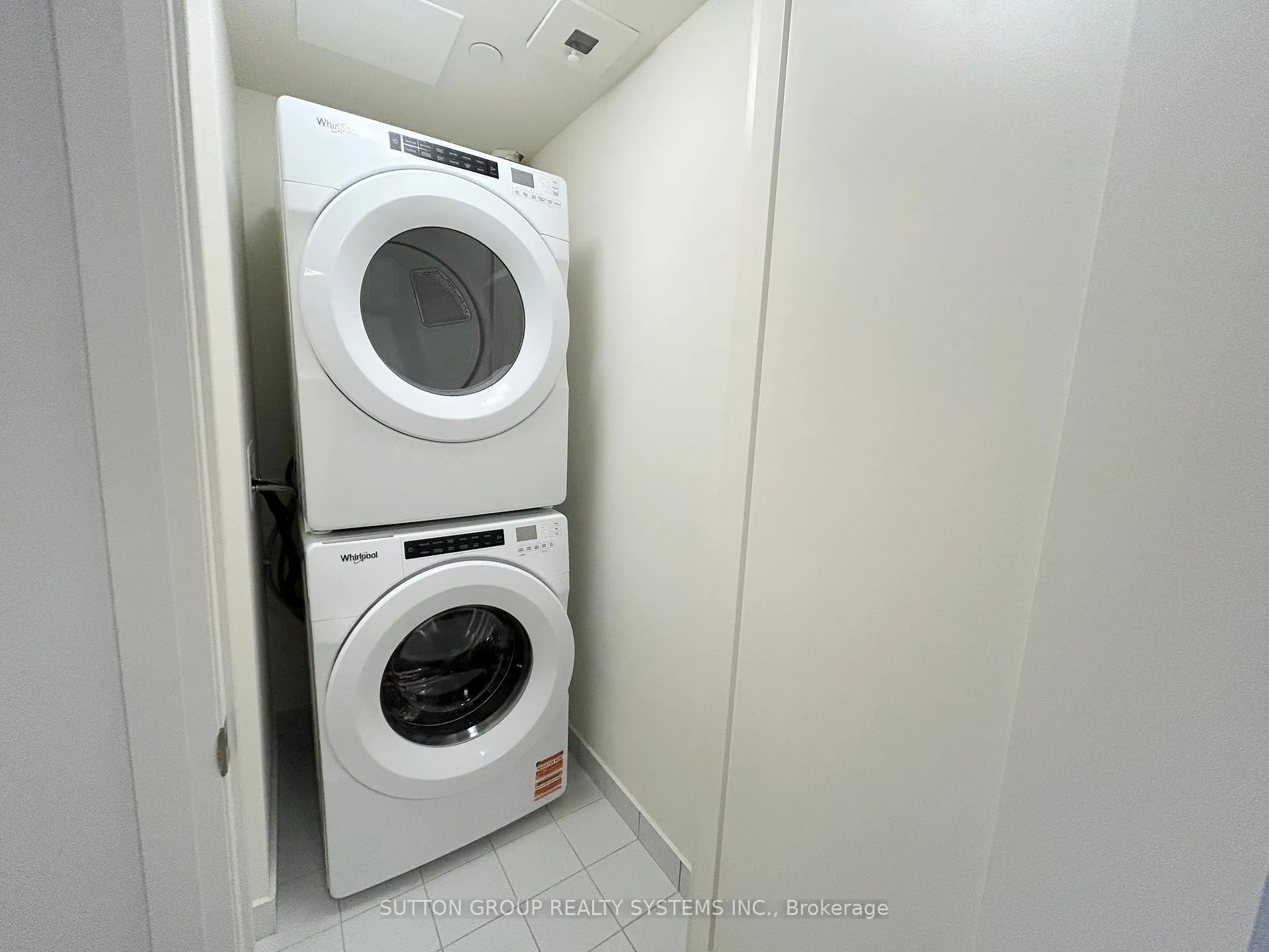 Photo 13 of Unit 1904, 27 Korda Gate, Vaughan, Vellore Village — HOMEH