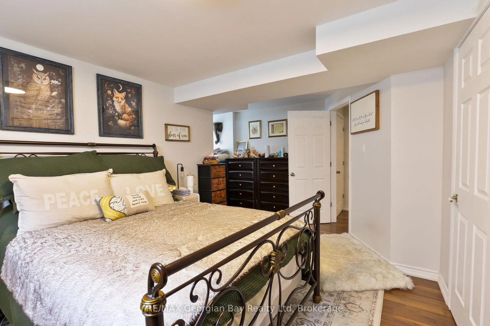 Photo 32 of 415 Irwin Street, Midland — HOMEH