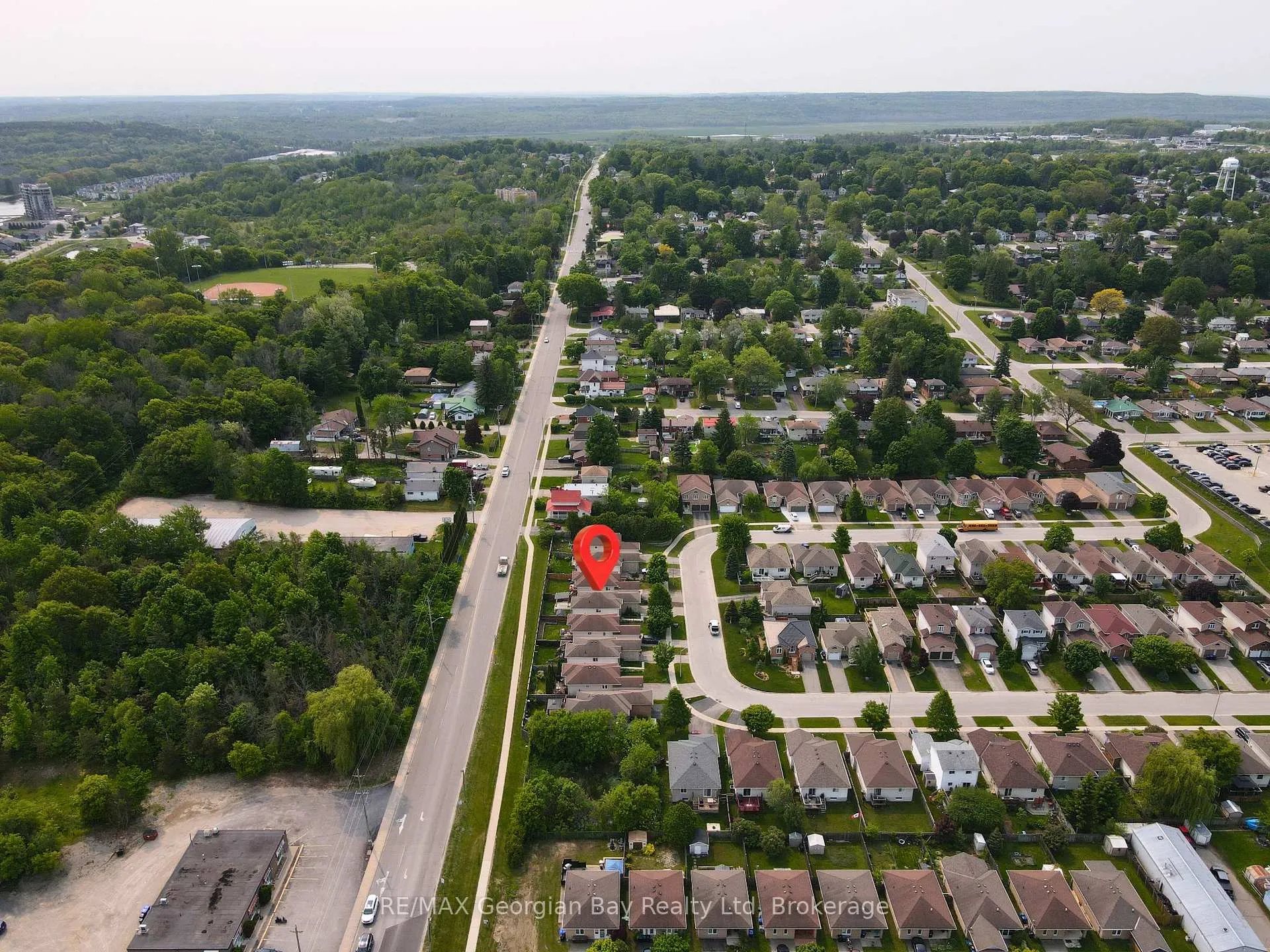 Photo 41 of 415 Irwin Street, Midland — HOMEH