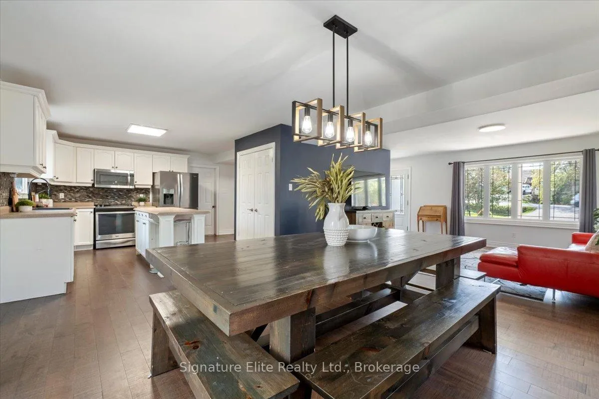Photo 13 of 1893 St Johns Road, Innisfil, Alcona — HOMEH