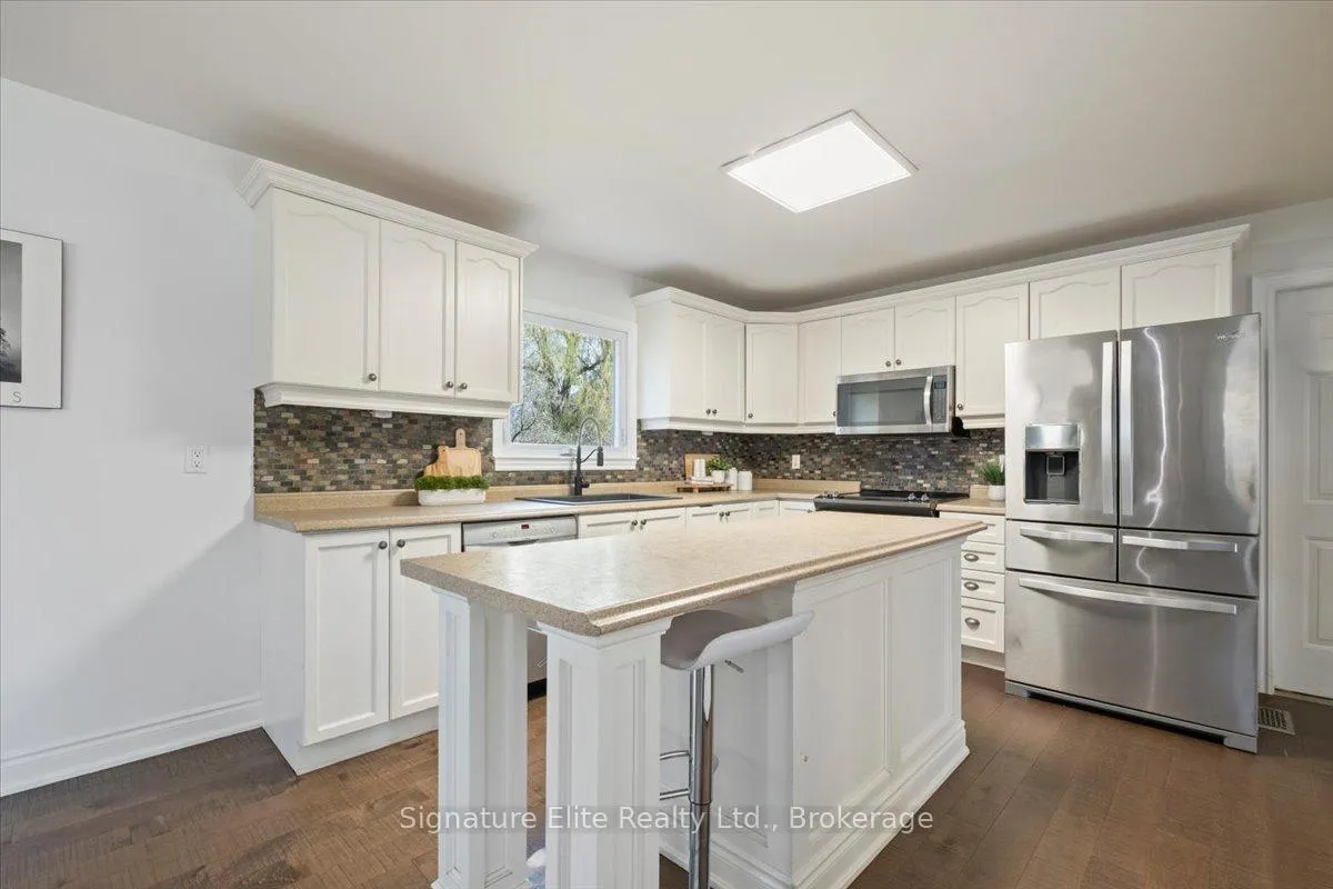 Photo 10 of 1893 St Johns Road, Innisfil, Alcona — HOMEH