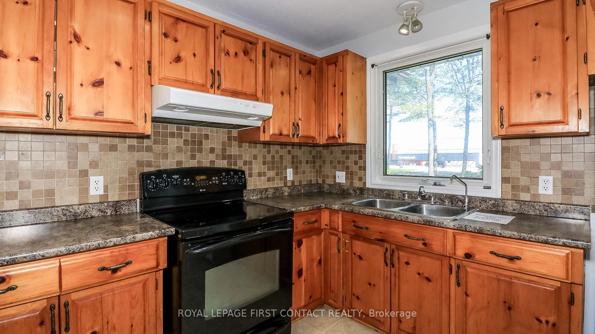 Photo 80 of 505456 Highway 89, Amaranth, Rural Amaranth — HOMEH