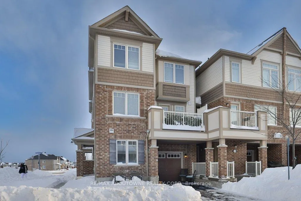 Photo 3 of 1133 Duignan Crescent, Milton, Ford — HOMEH