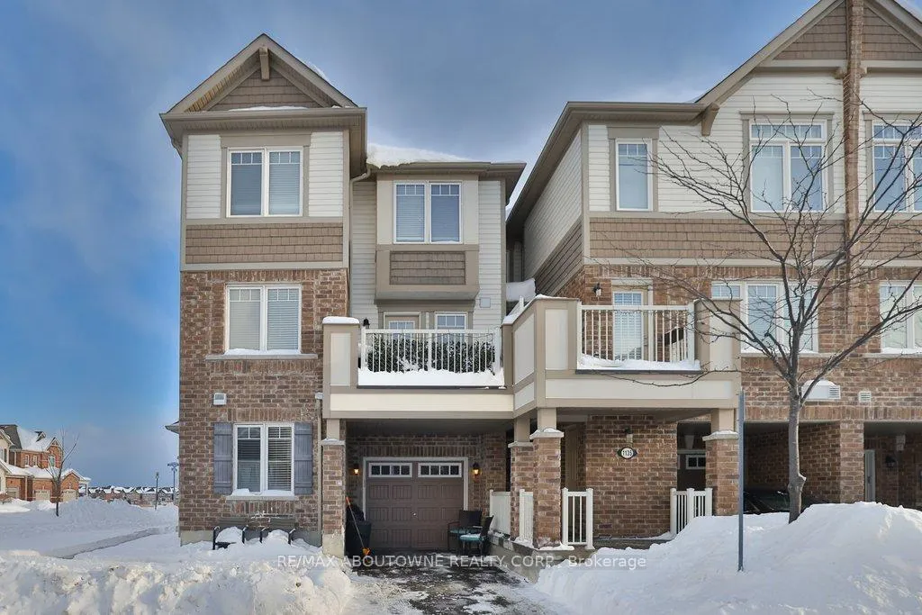 Photo 4 of 1133 Duignan Crescent, Milton, Ford — HOMEH
