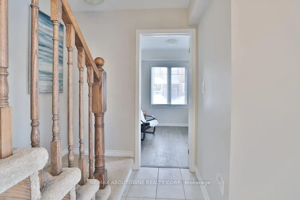Photo 7 of 1133 Duignan Crescent, Milton, Ford — HOMEH