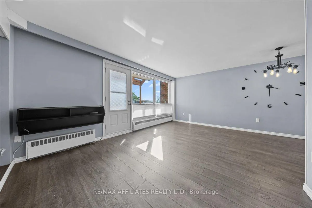 Photo 10 of Unit 113, 915 Elmsmere Road, Ottawa, Beacon Hill South — HOMEH