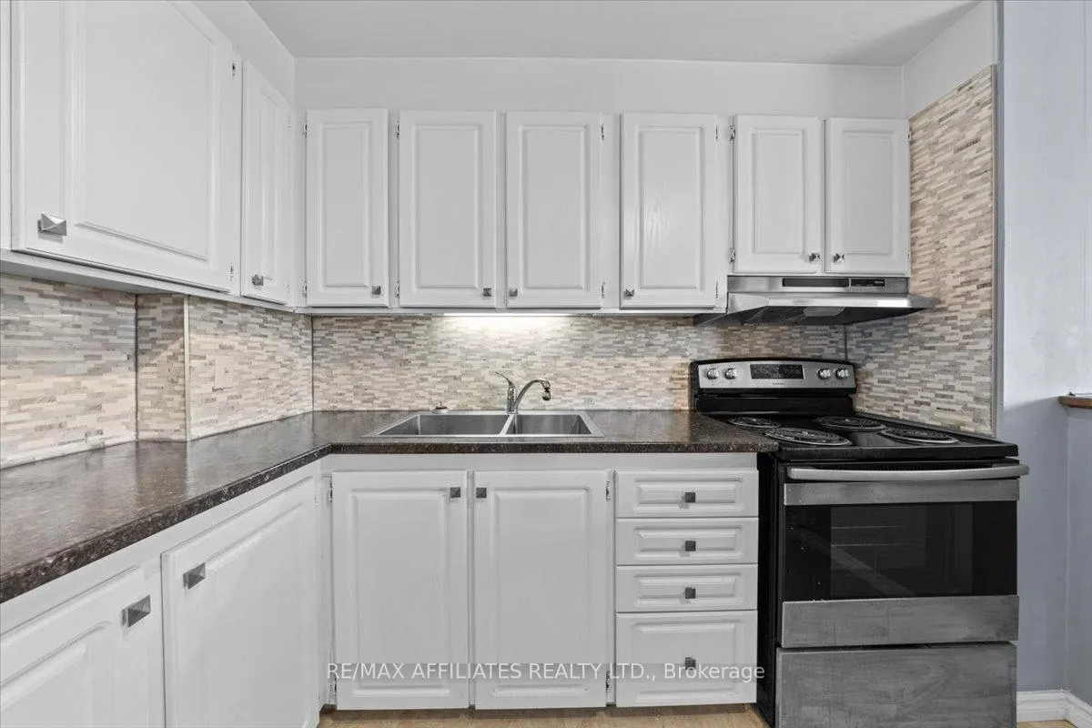 Photo 14 of Unit 113, 915 Elmsmere Road, Ottawa, Beacon Hill South — HOMEH
