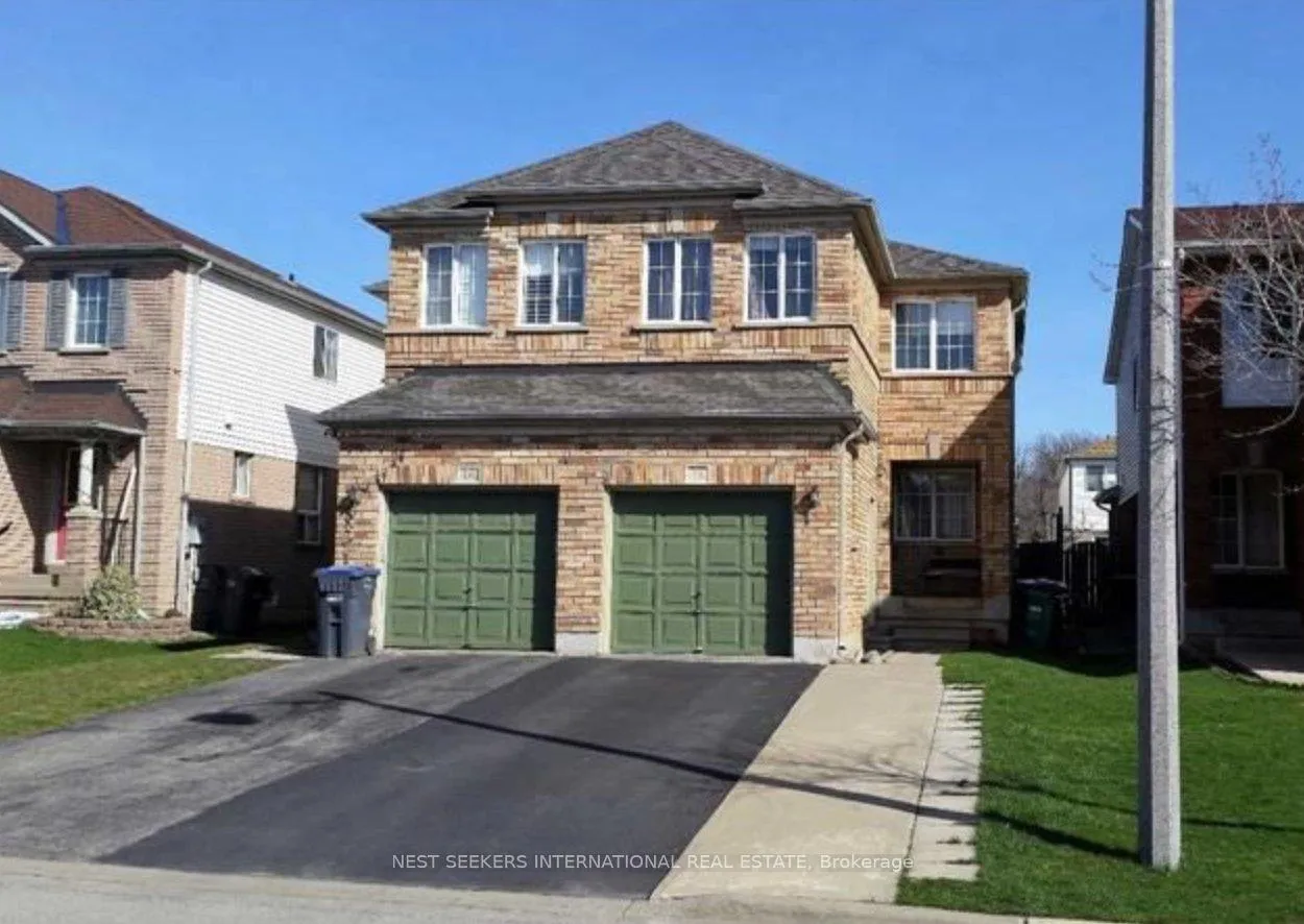 Photo 1 of 14 Needlewood Lane, Brampton, Sandringham-Wellington — HOMEH