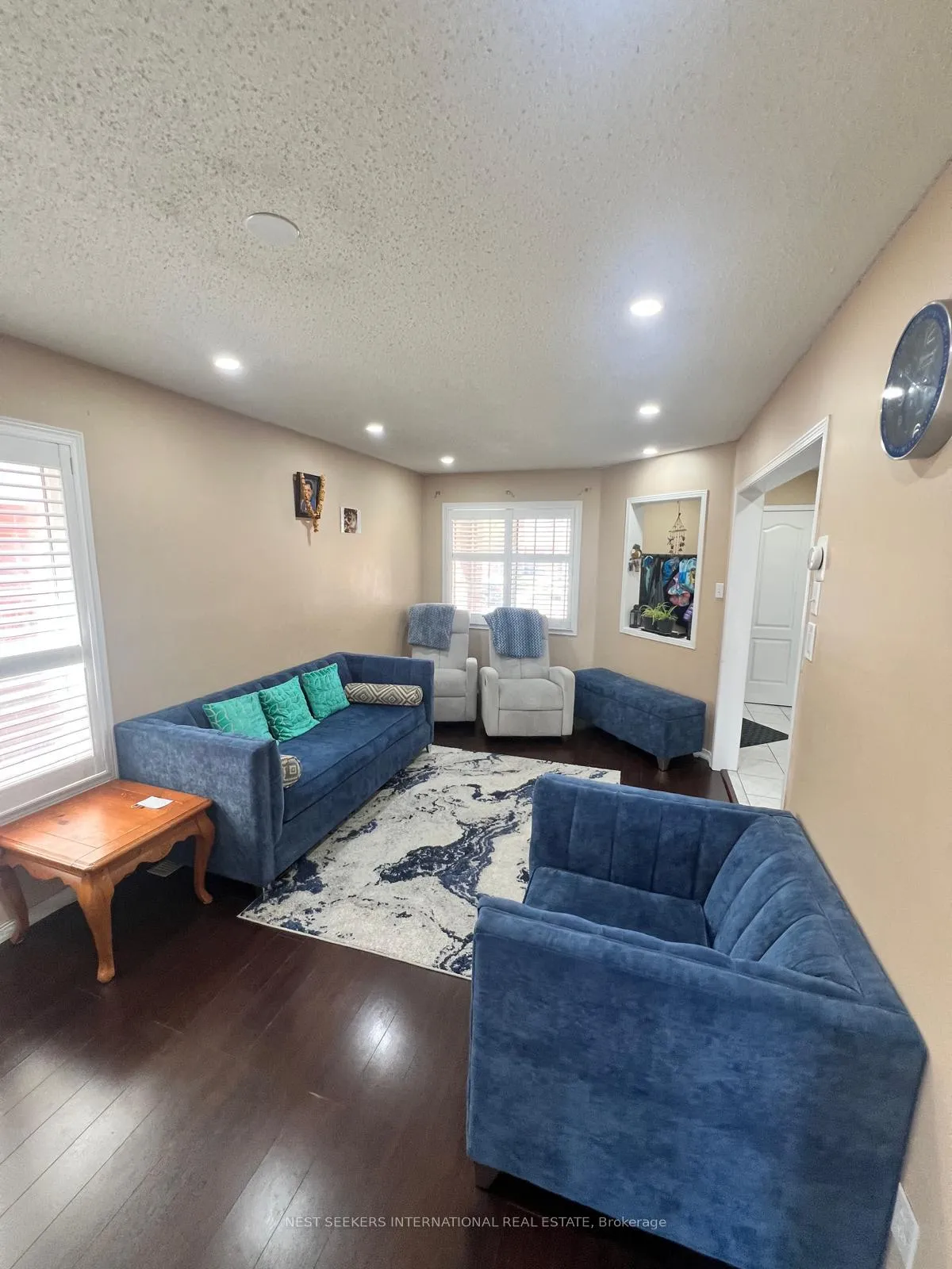 Photo 3 of 14 Needlewood Lane, Brampton, Sandringham-Wellington — HOMEH
