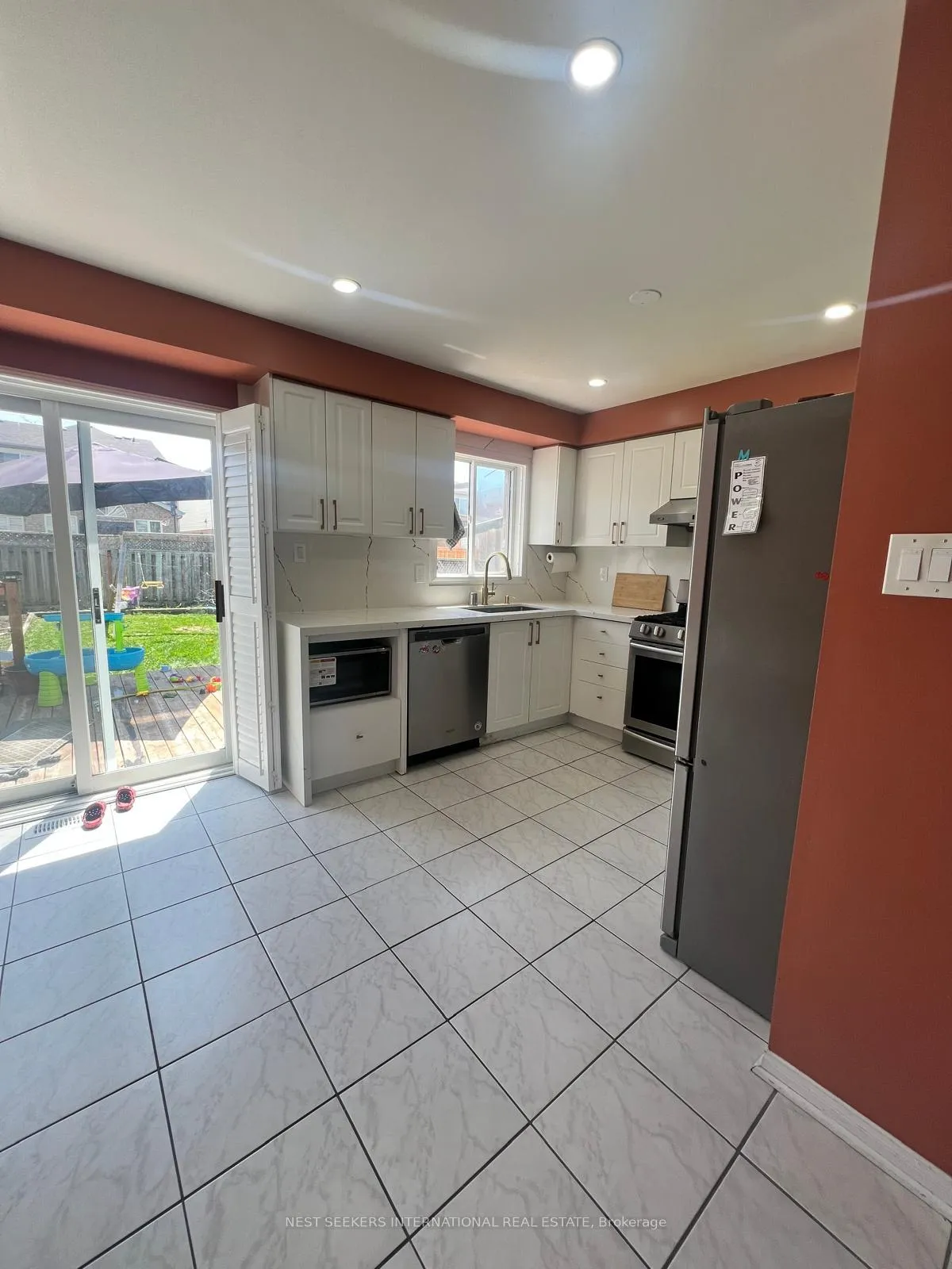 Photo 14 of 14 Needlewood Lane, Brampton, Sandringham-Wellington — HOMEH