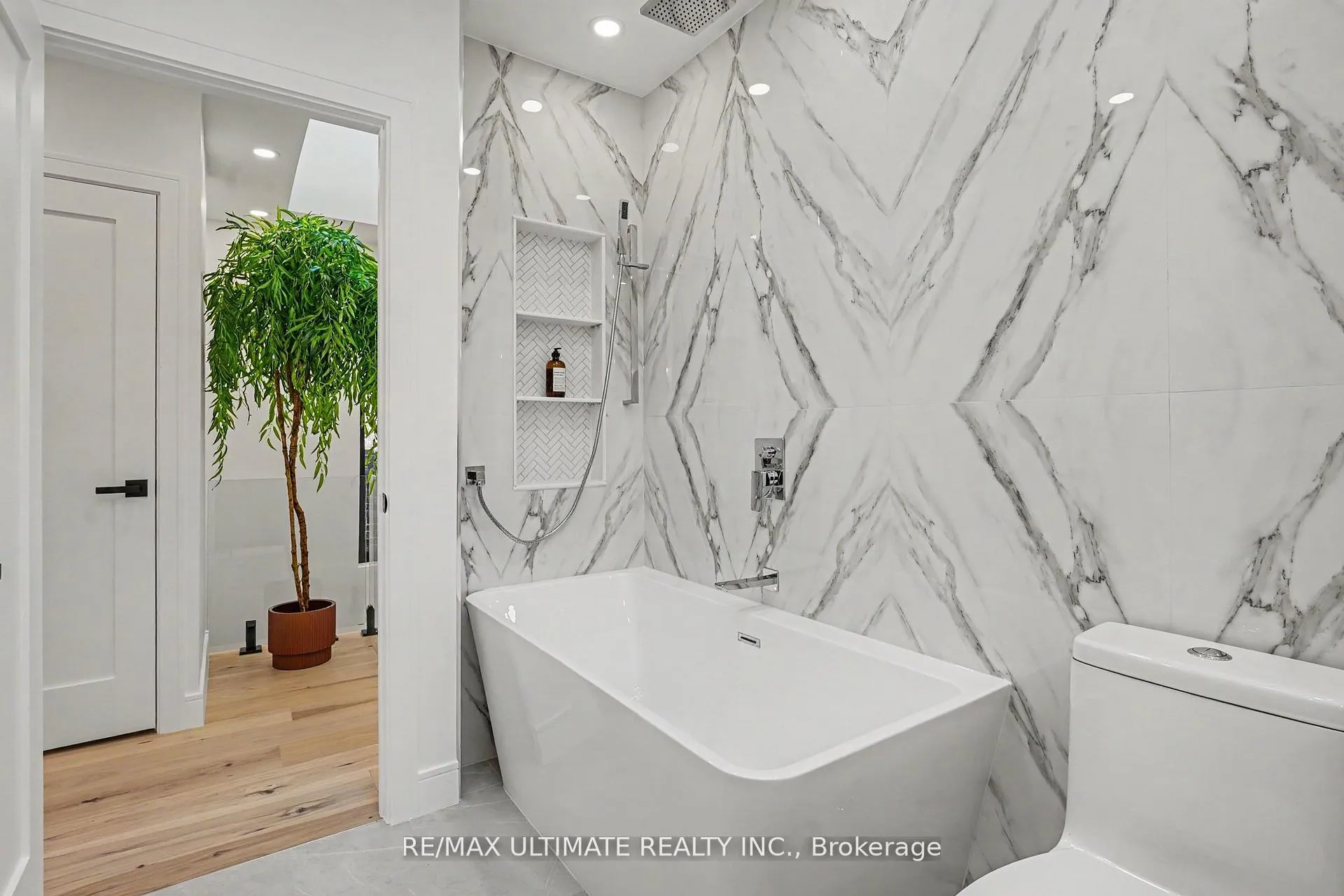 Photo 20 of 89 Alberta Avenue W, Toronto, Wychwood — HOMEH