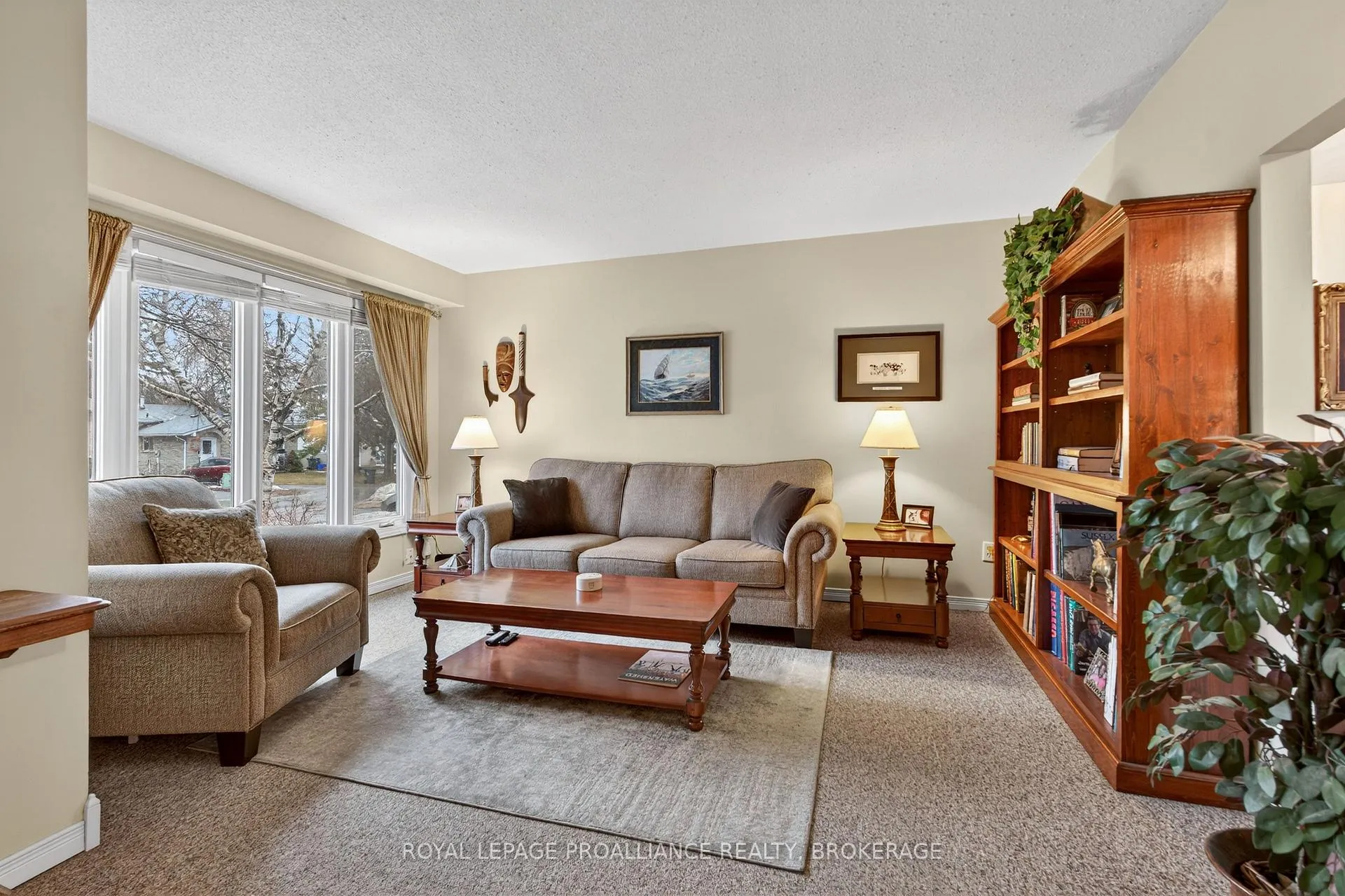 Photo 6 of 759 Somerset Crescent, Kingston, North of Taylor-Kidd Blvd — HOMEH
