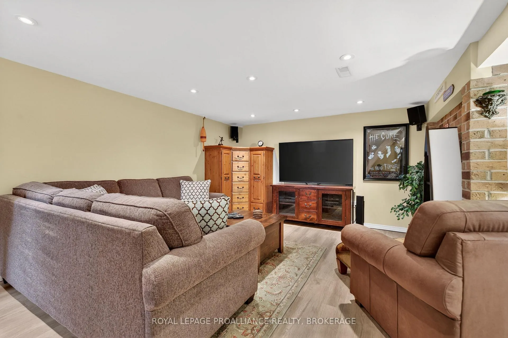 Photo 20 of 759 Somerset Crescent, Kingston, North of Taylor-Kidd Blvd — HOMEH
