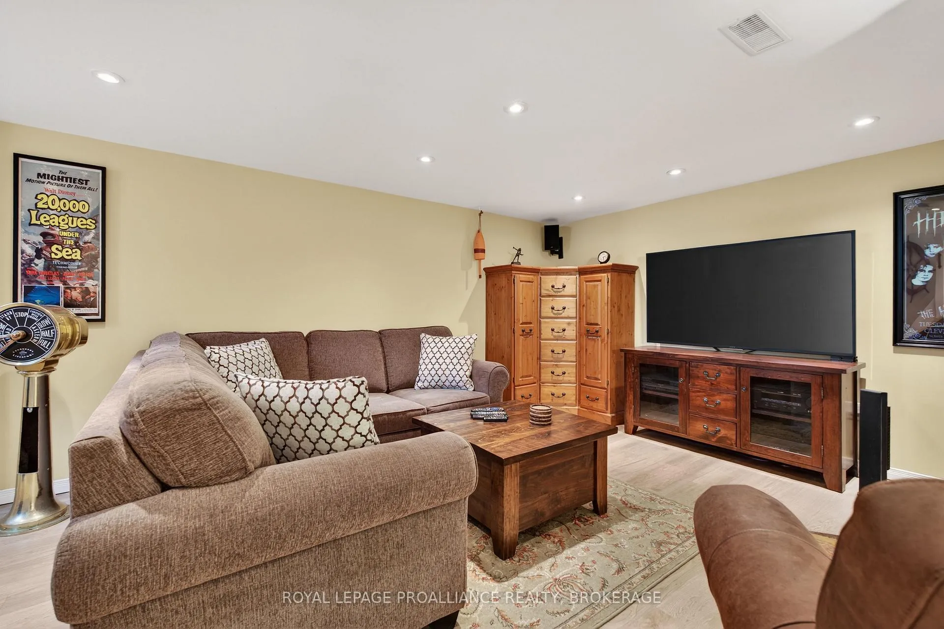 Photo 21 of 759 Somerset Crescent, Kingston, North of Taylor-Kidd Blvd — HOMEH