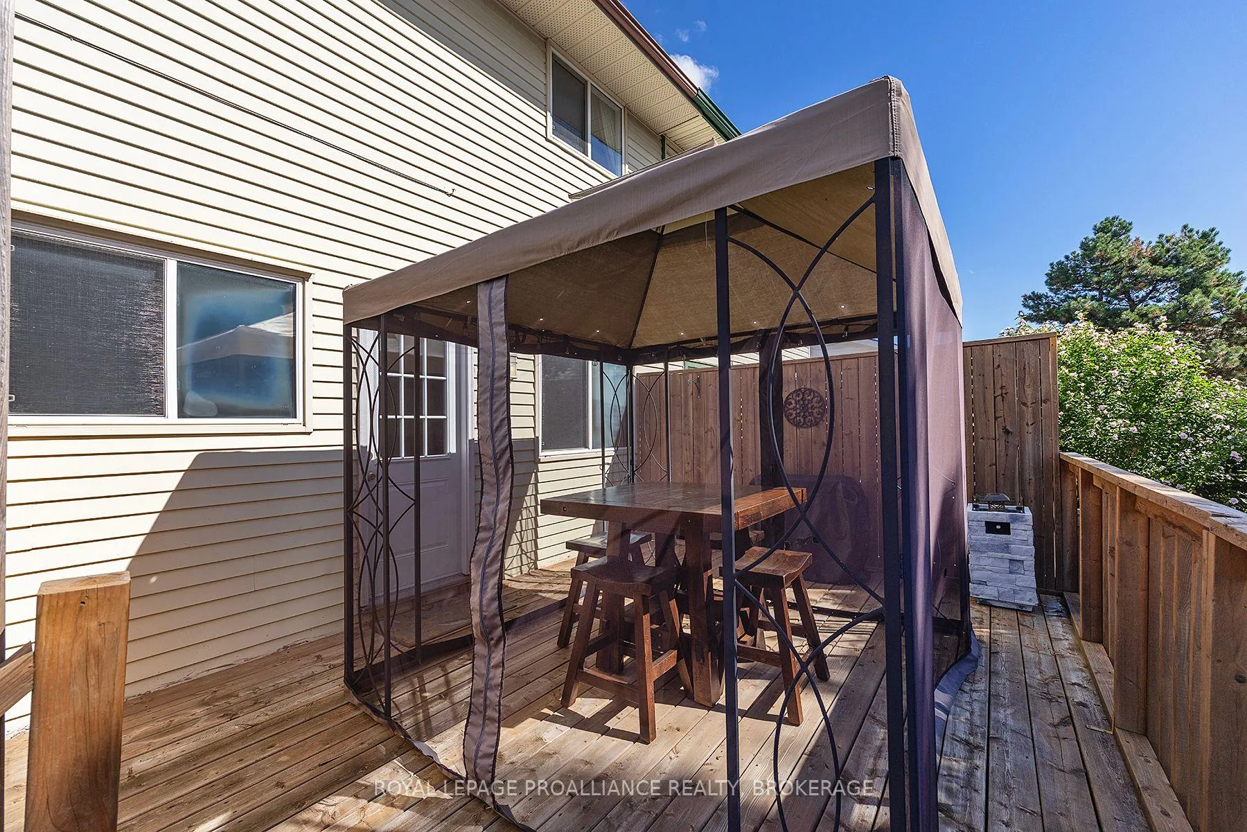 Photo 35 of 759 Somerset Crescent, Kingston, North of Taylor-Kidd Blvd — HOMEH