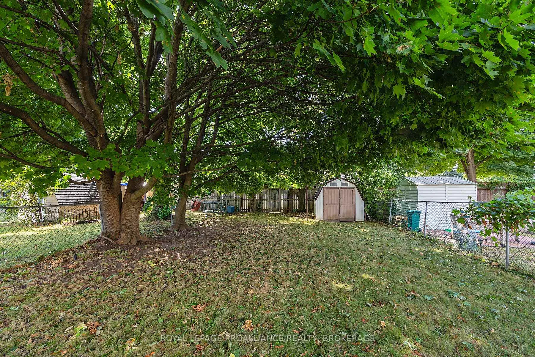 Photo 37 of 759 Somerset Crescent, Kingston, North of Taylor-Kidd Blvd — HOMEH
