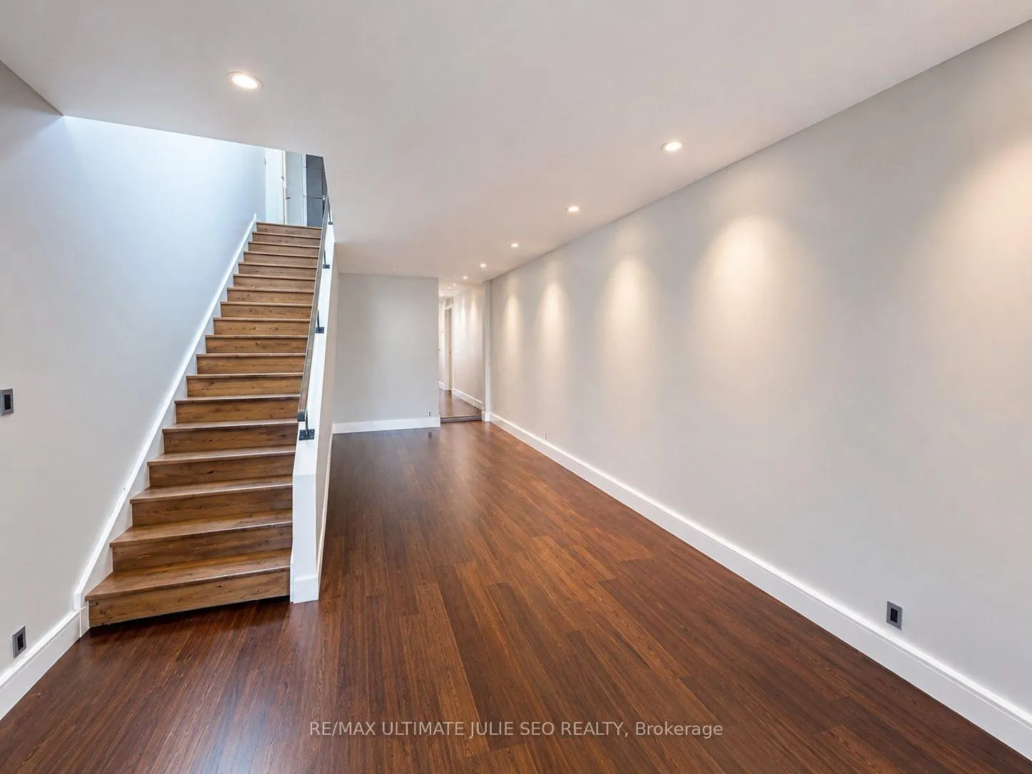 Photo 1 of Unit 2nd floor, 702 Queen Street W, Toronto, Trinity-Bellwoods — HOMEH